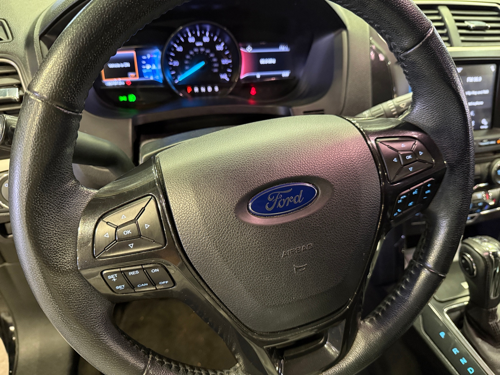 Thumbnail: 2018 Ford Explorer - 5