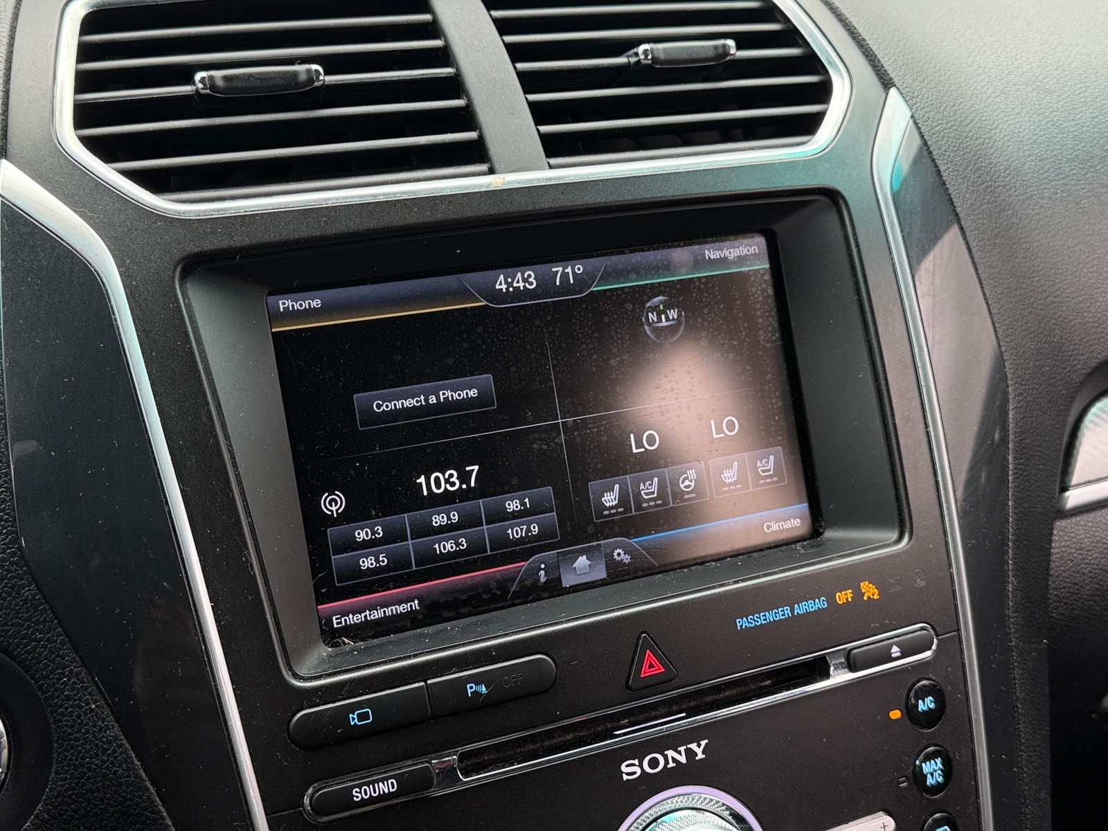 Thumbnail: 2016 Ford Explorer - 3