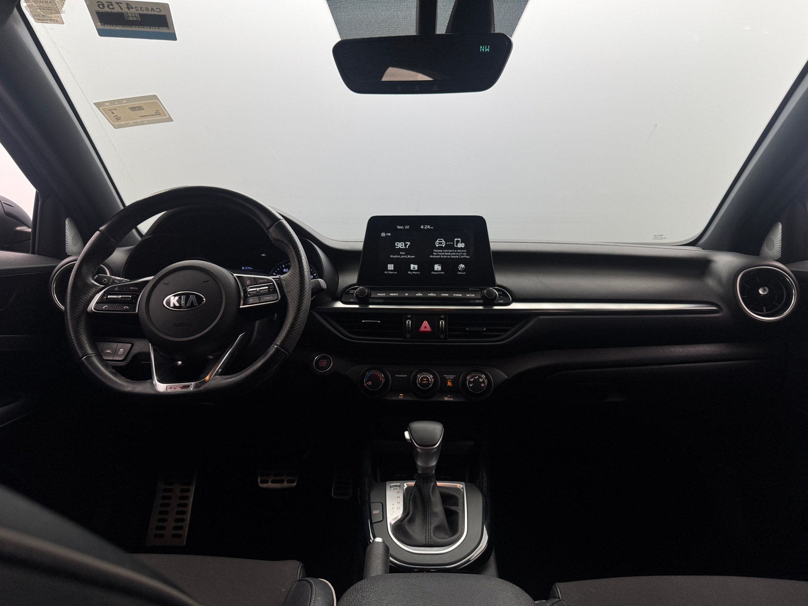 Thumbnail: 2020 Kia Forte - 3