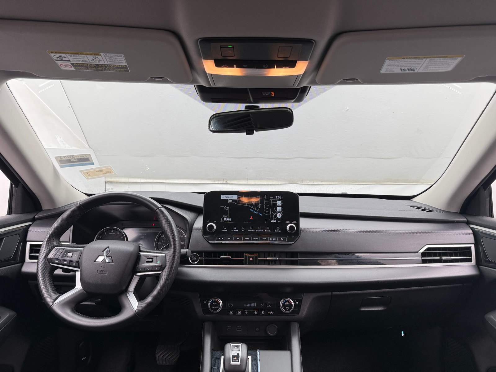 Thumbnail: 2024 Mitsubishi Outlander - 2