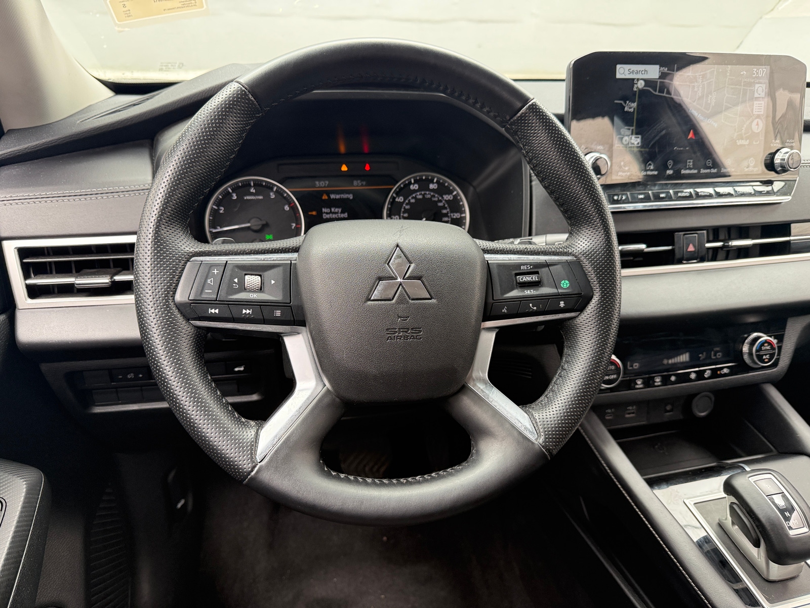 Thumbnail: 2024 Mitsubishi Outlander - 4