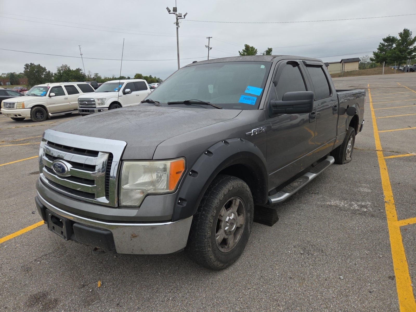 2010 Ford F-150 4WD Supercrew 145" XLT