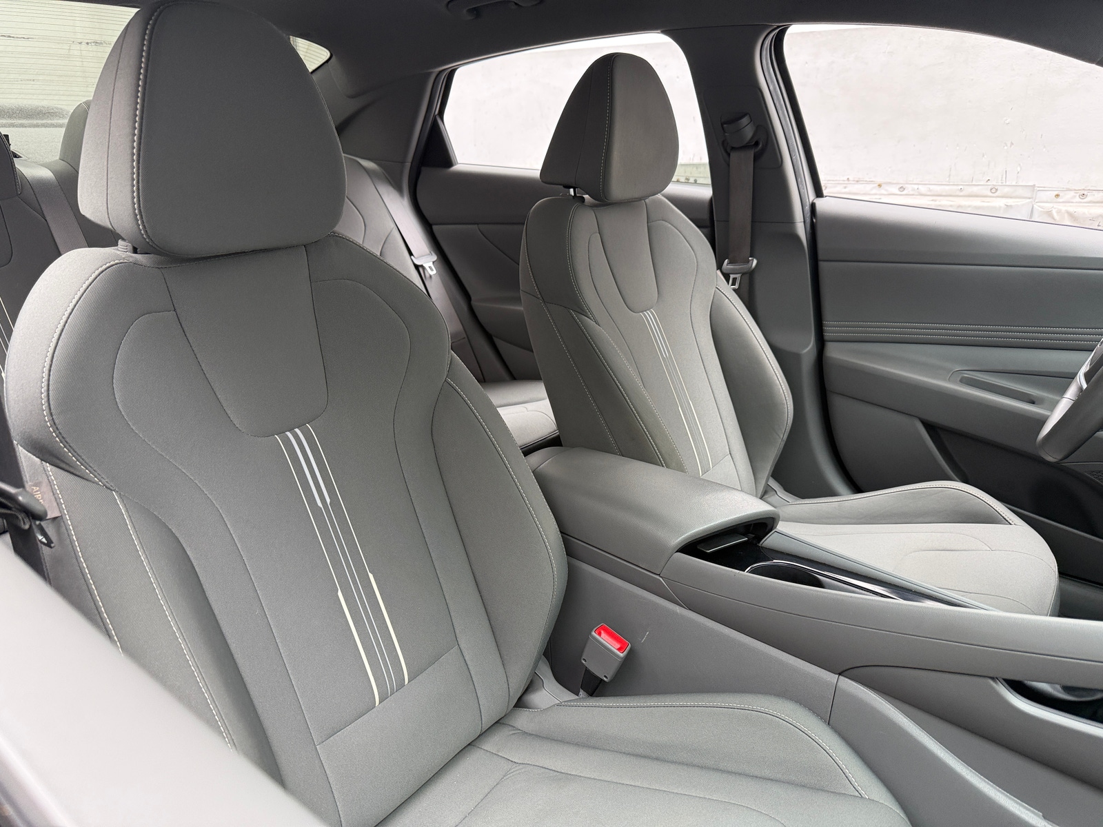 Thumbnail: 2023 Hyundai Elantra - 2