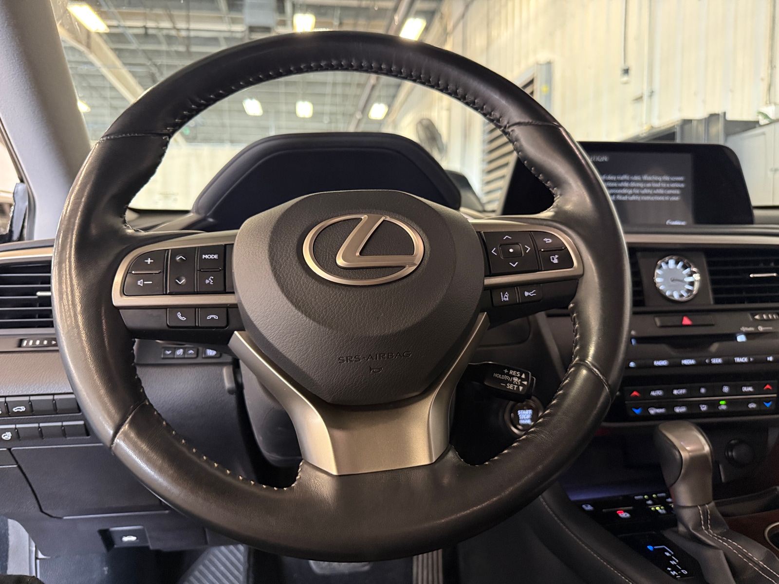 Thumbnail: 2020 Lexus RX - 4