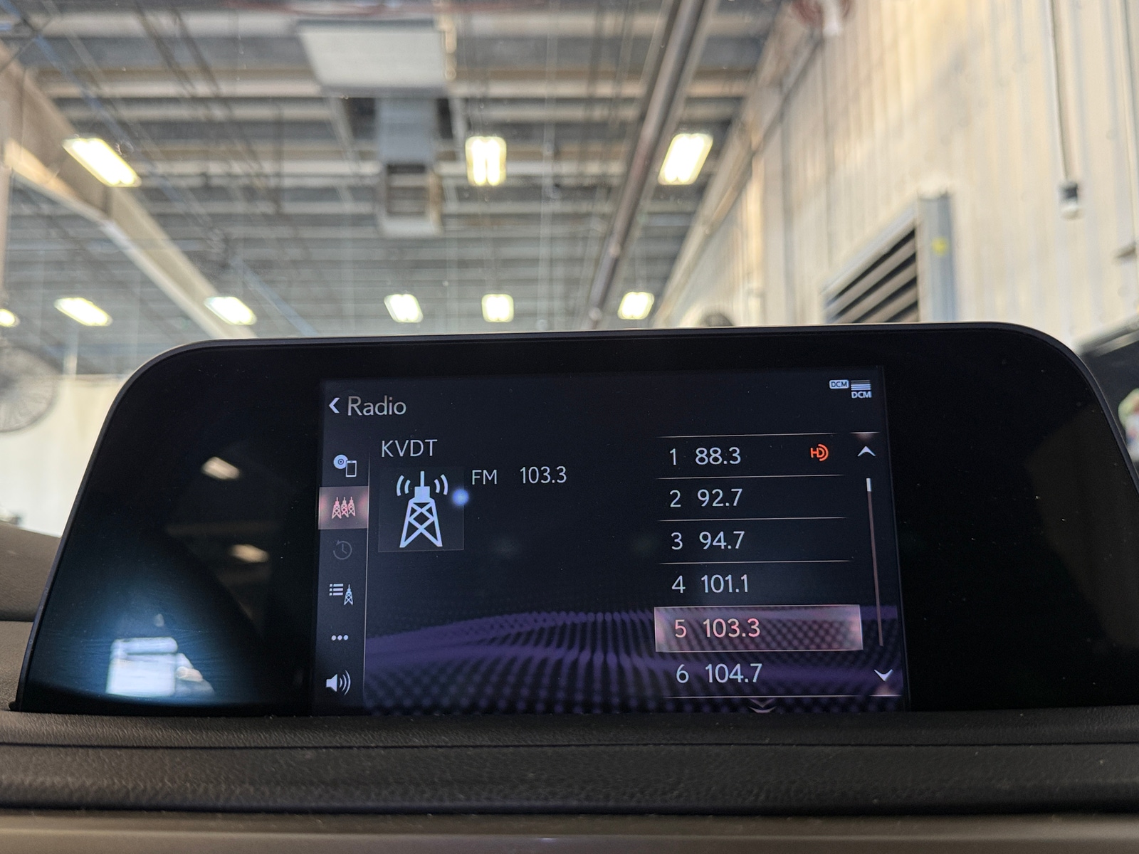 Thumbnail: 2020 Lexus RX - 3