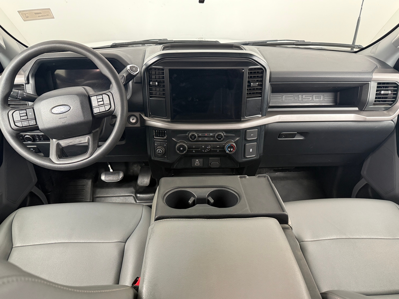 Thumbnail: 2025 Ford Econoline - 3