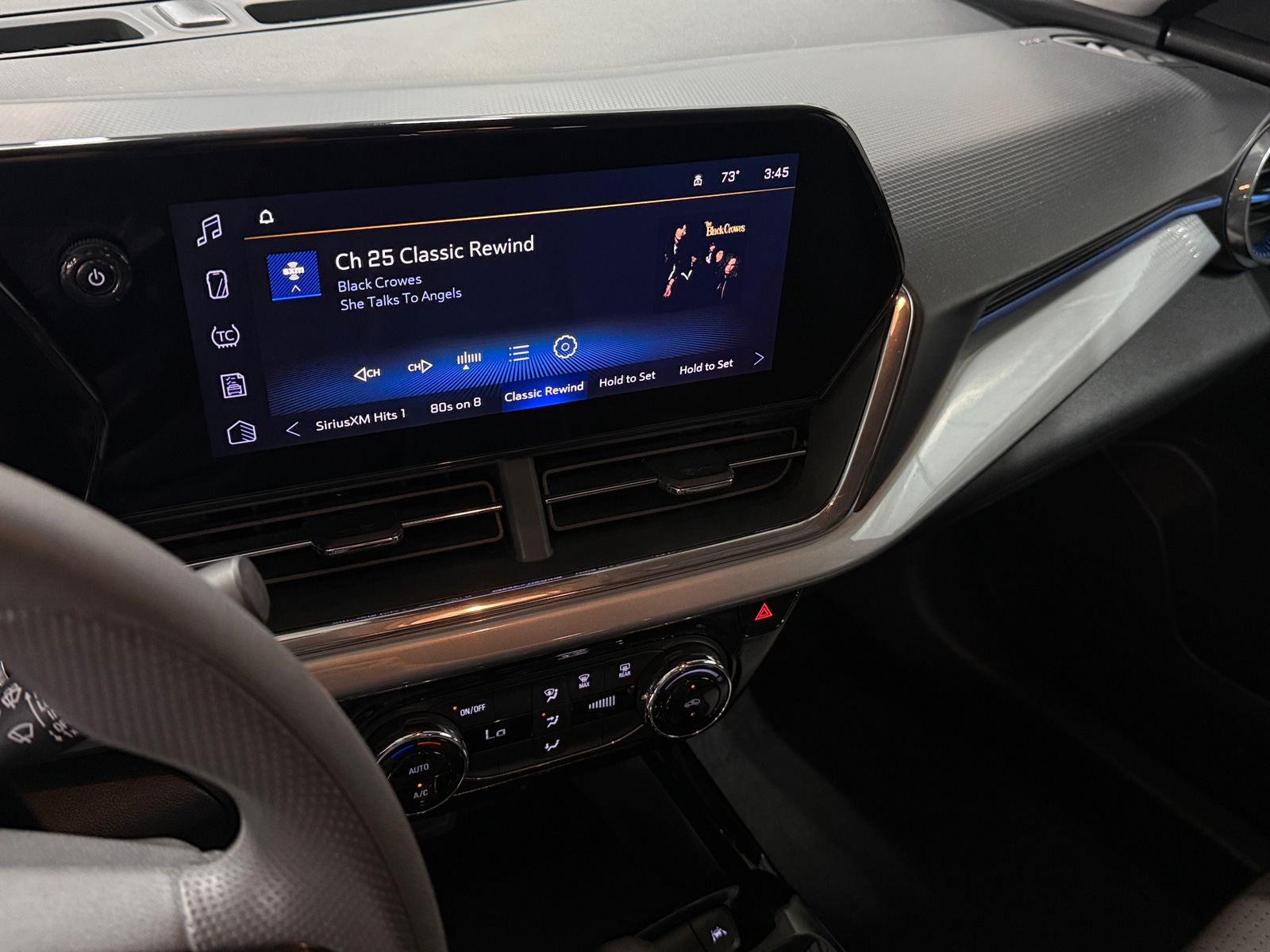 Thumbnail: 2025 Chevrolet Trax - 3