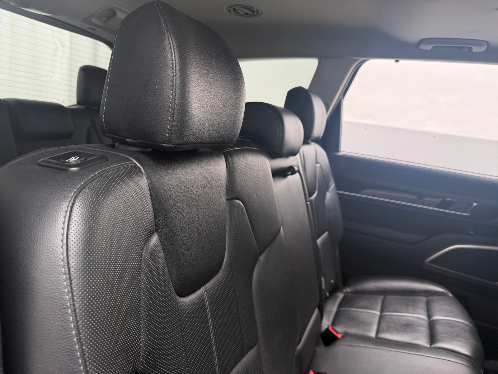 Thumbnail: 2020 Kia Telluride - 5