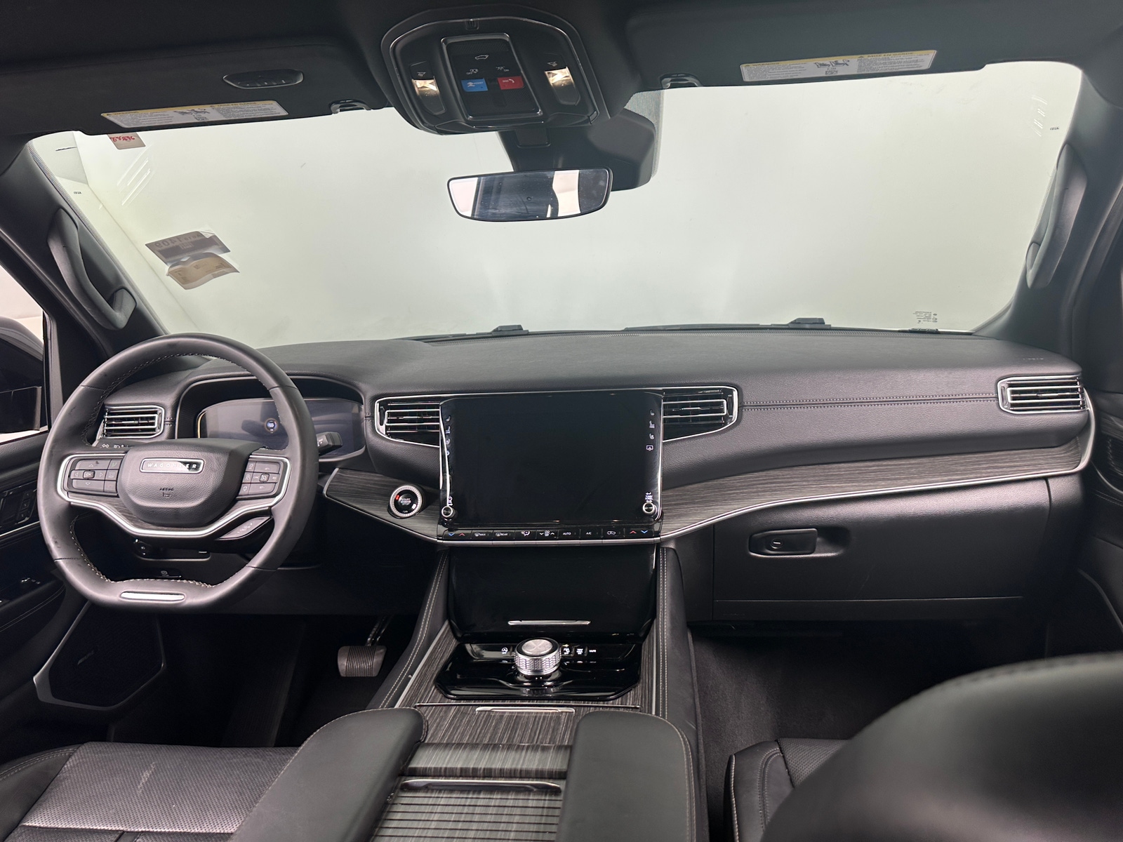 Thumbnail: 2024 Jeep Wagoneer - 2
