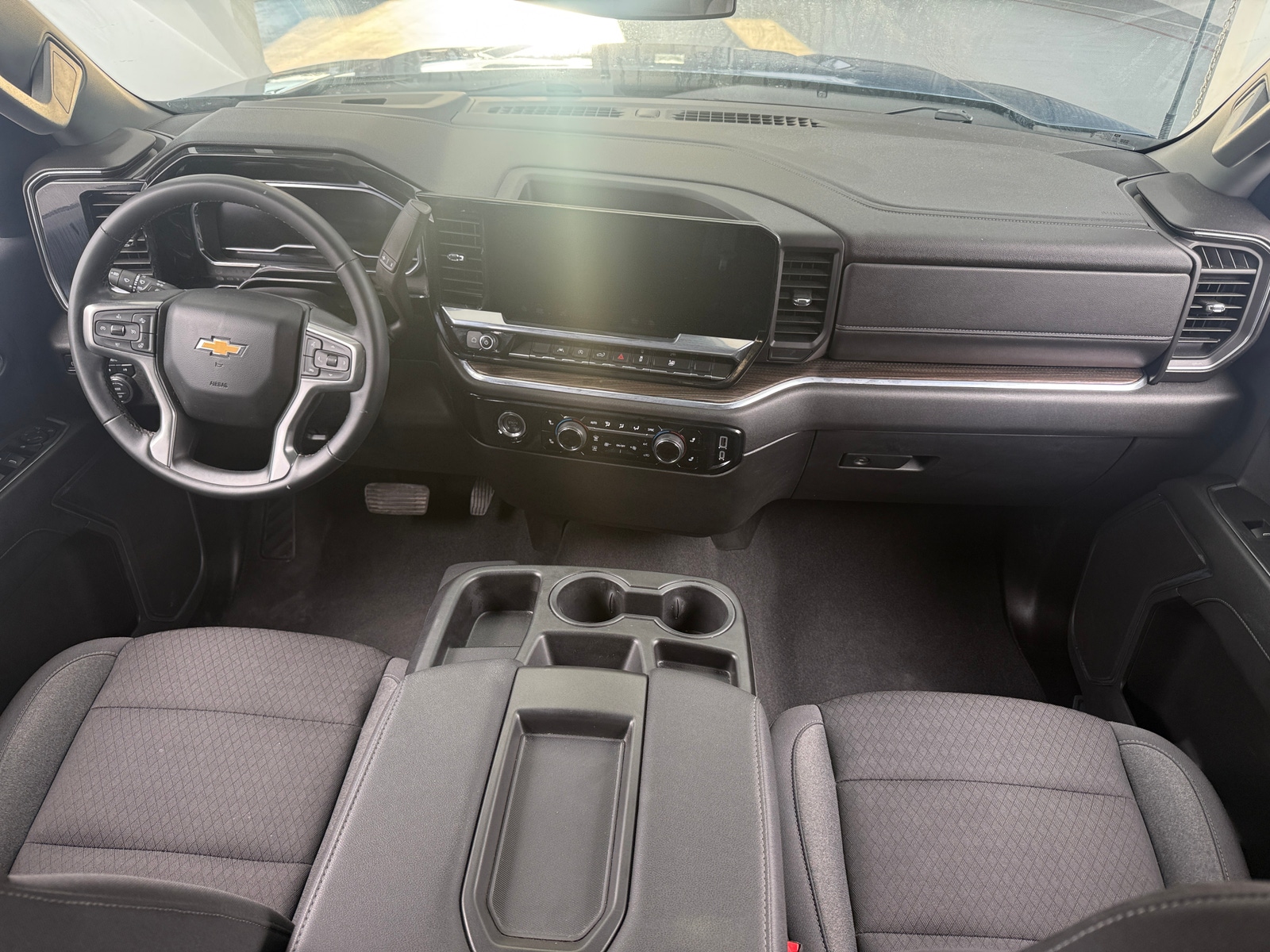Thumbnail: 2024 Chevrolet Silverado 1500 - 3