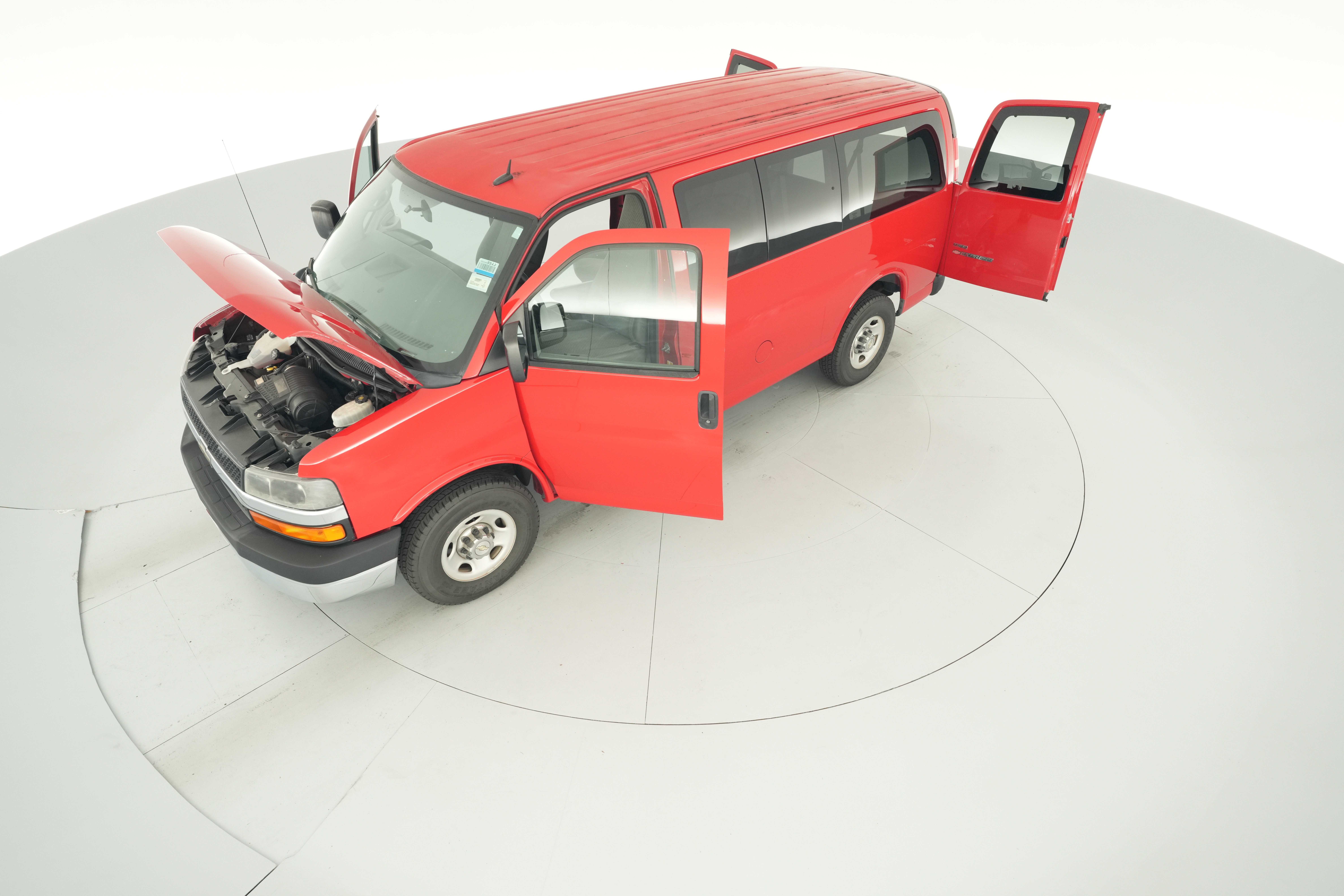 2011 Chevrolet Express LS - Photo 38