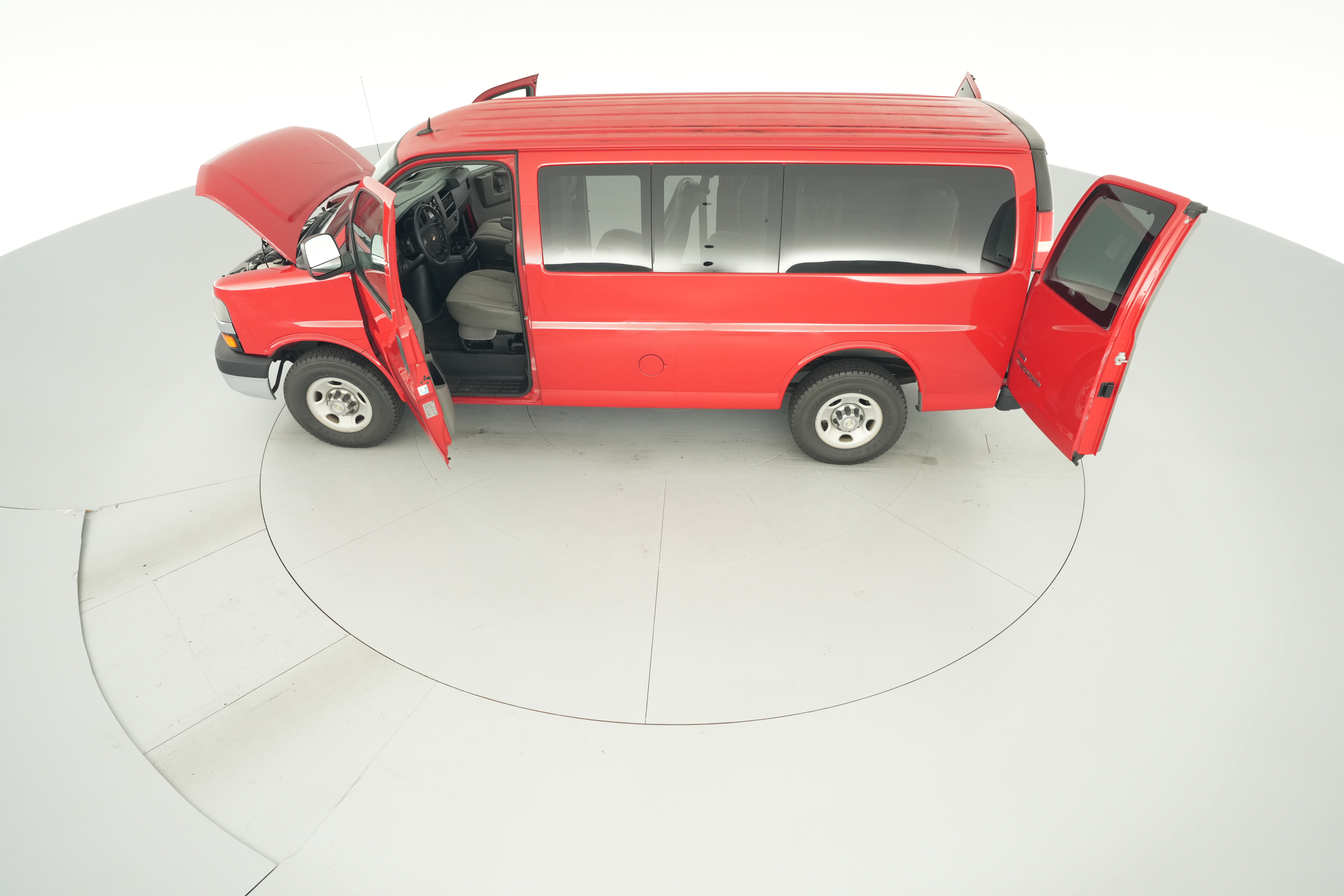 2011 Chevrolet Express LS - Photo 40