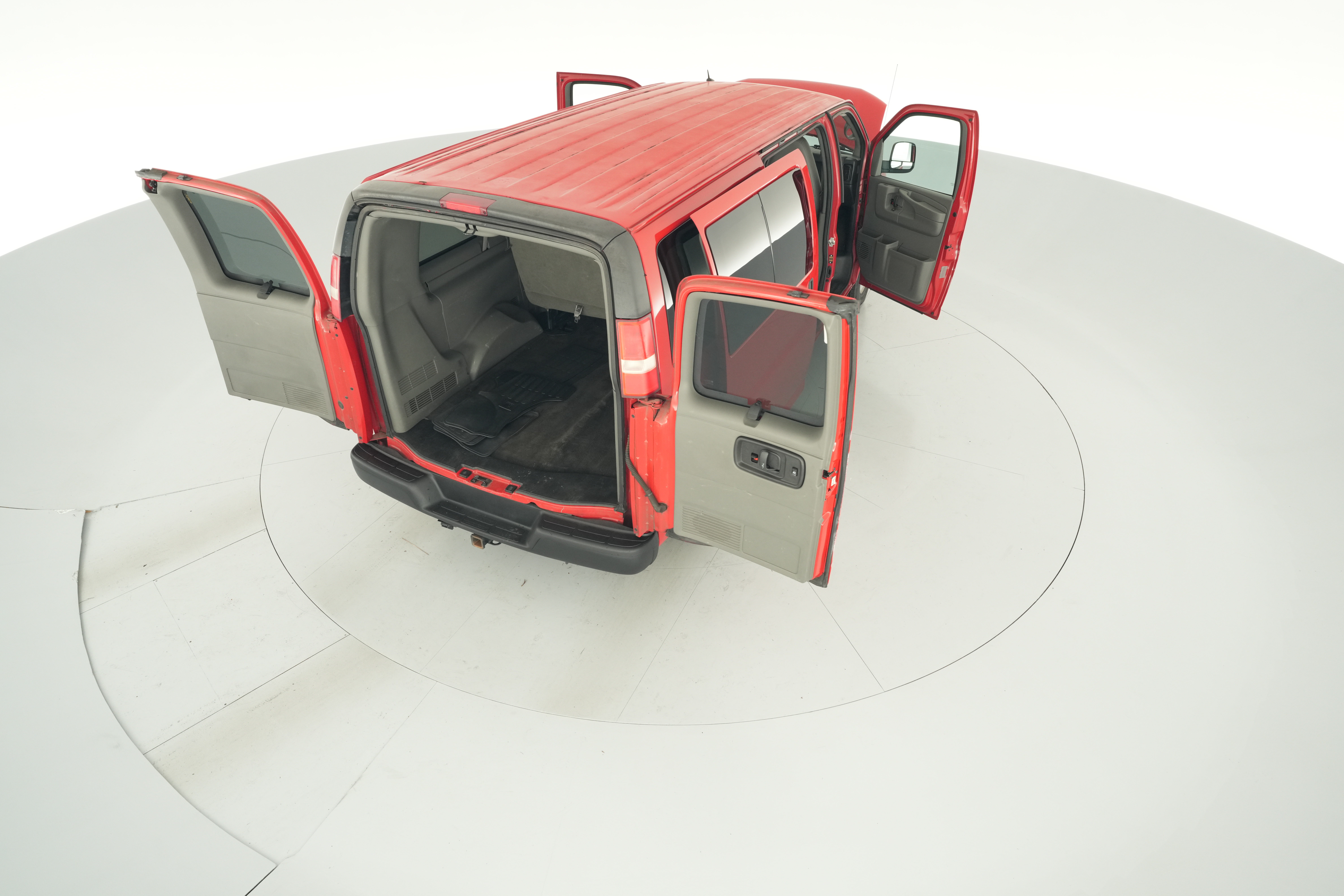 2011 Chevrolet Express LS - Photo 45