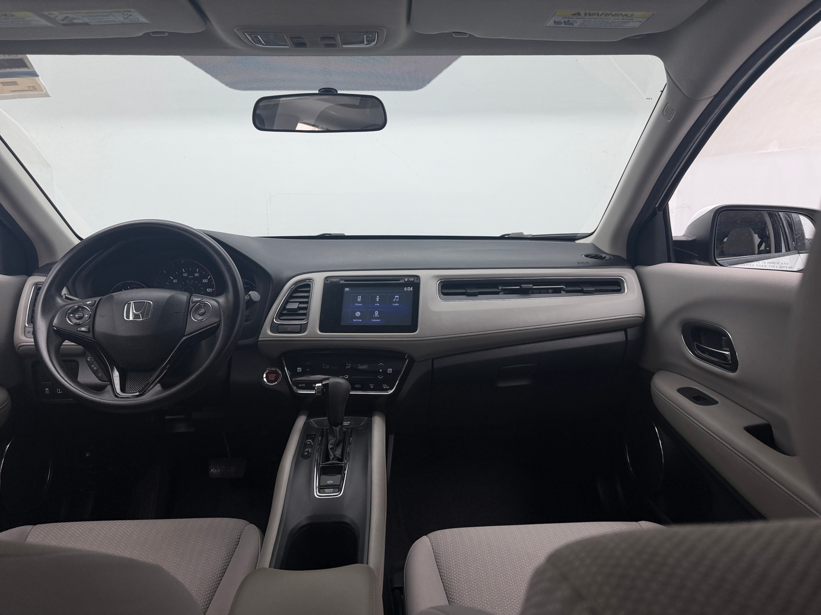 Thumbnail: 2016 Honda HR-V - 3