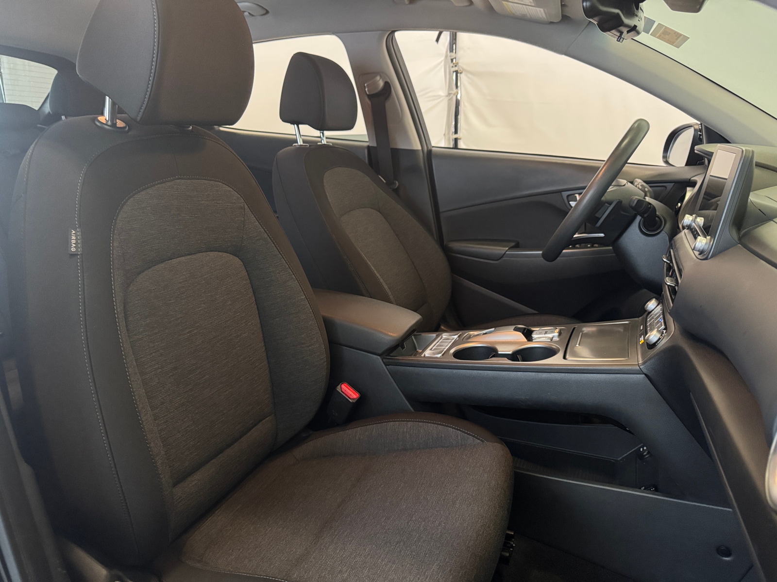Thumbnail: 2023 Hyundai Kona - 2