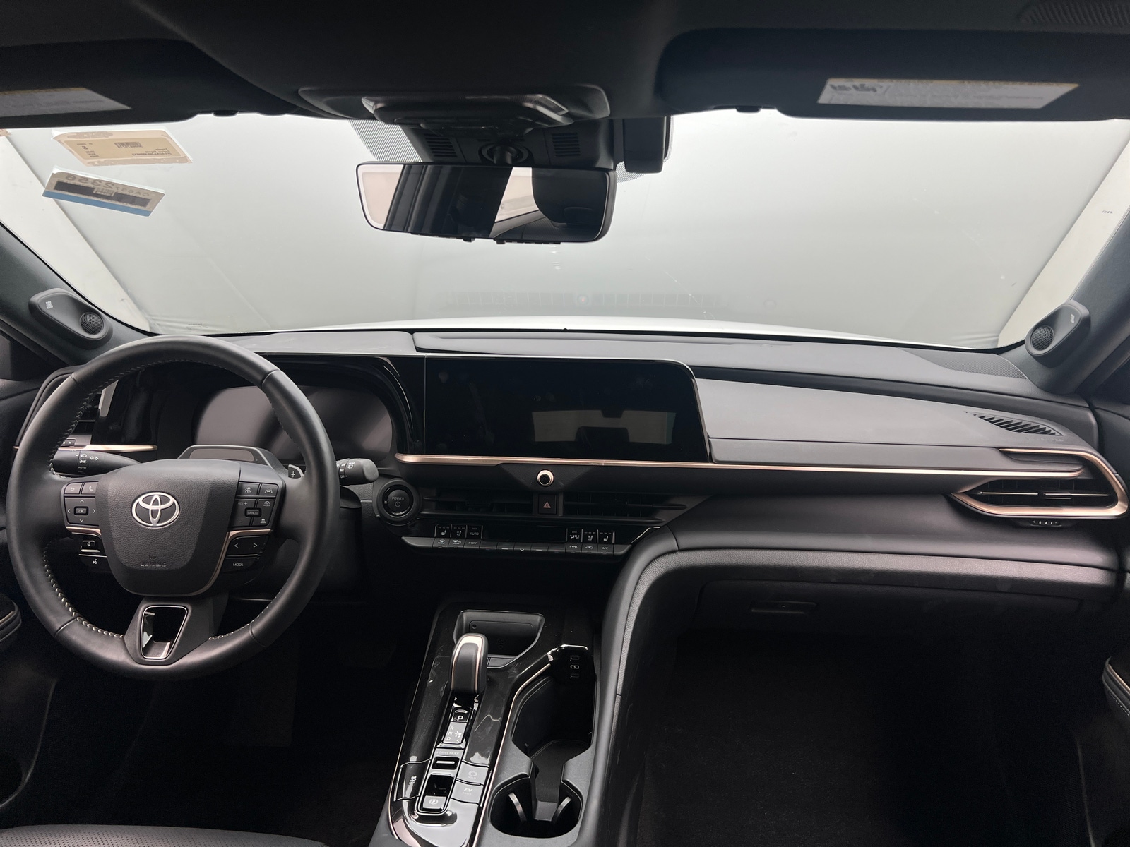 Thumbnail: 2025 Toyota Crown Signia - 2