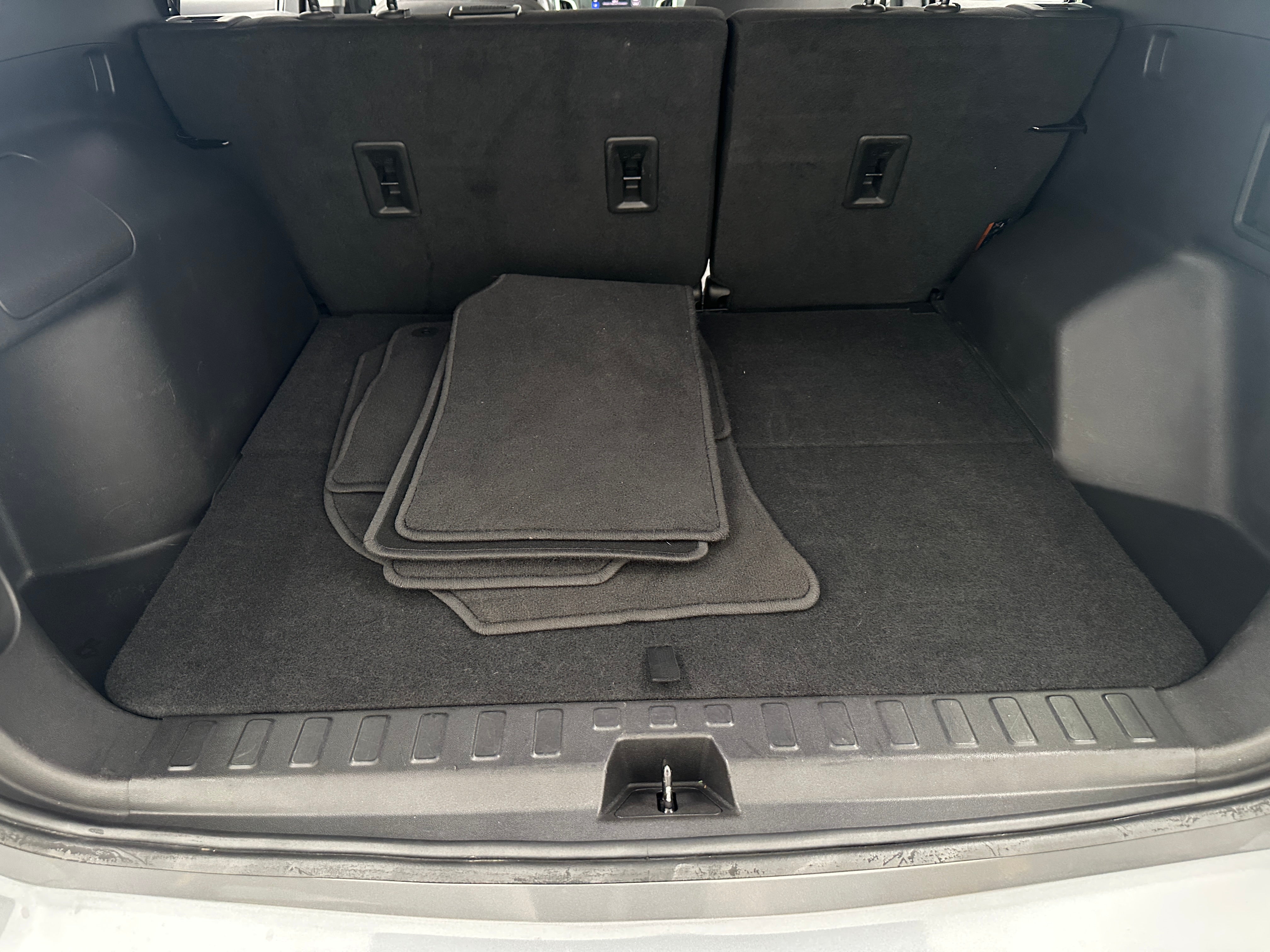 2024 Chevrolet Equinox LT - Photo 9