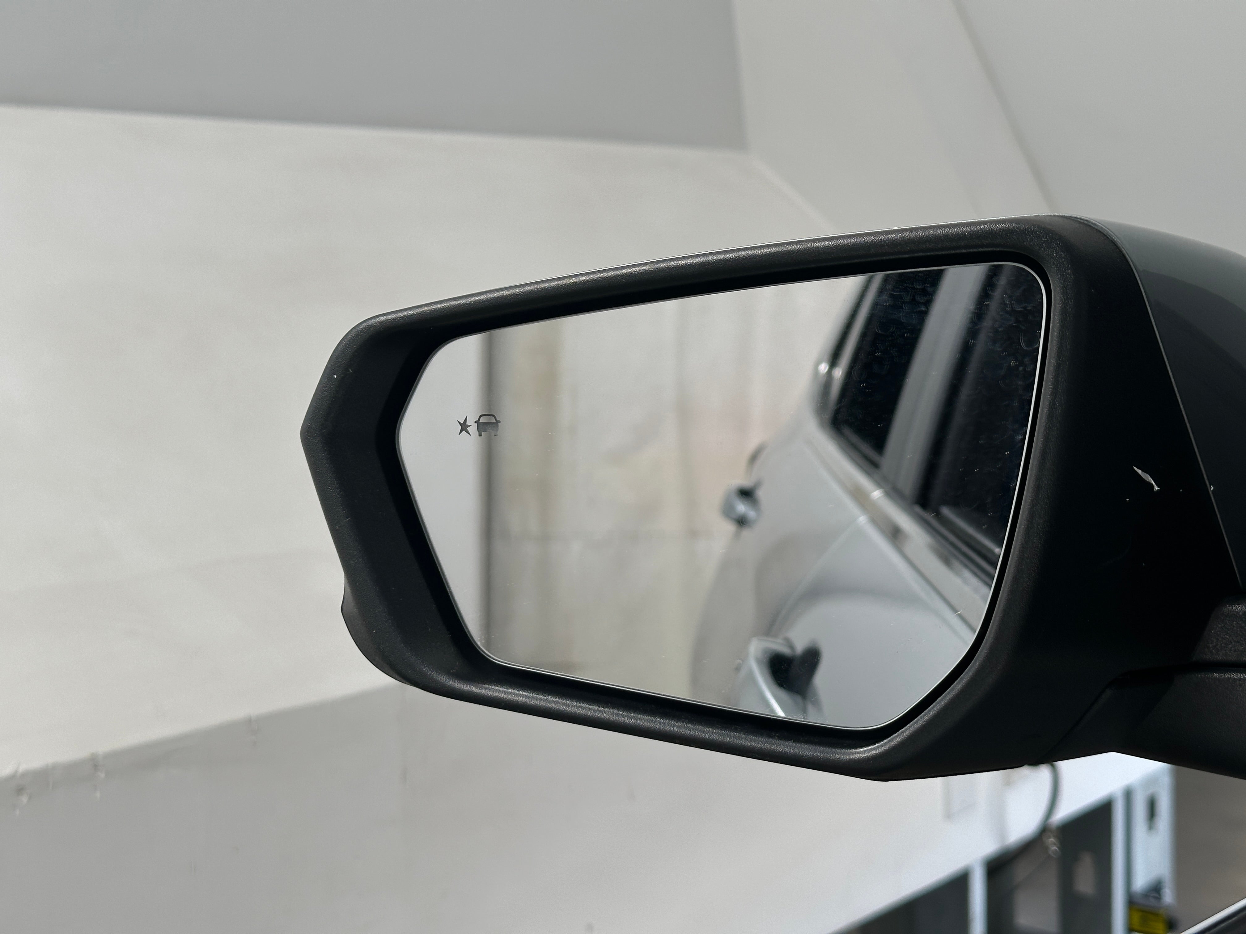 2024 Chevrolet Equinox LT - Photo 14