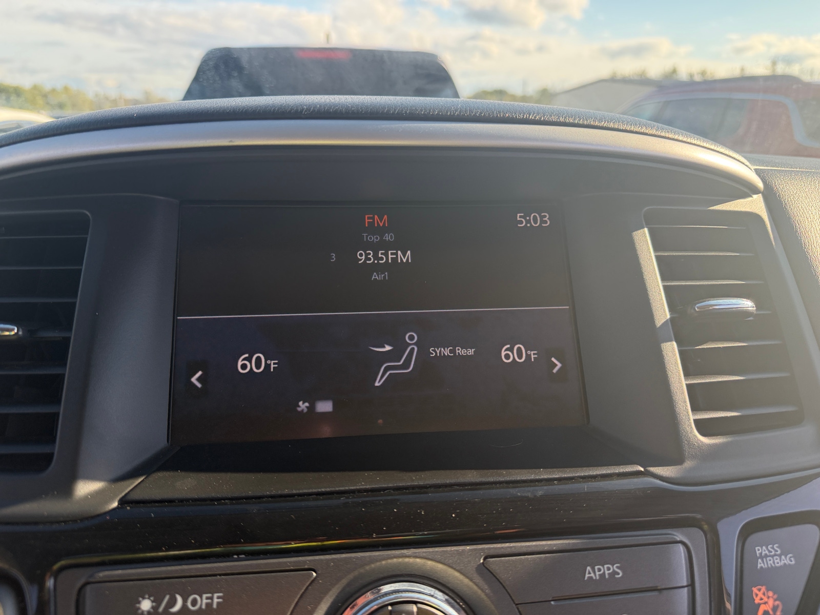 Thumbnail: 2019 Nissan Pathfinder - 4