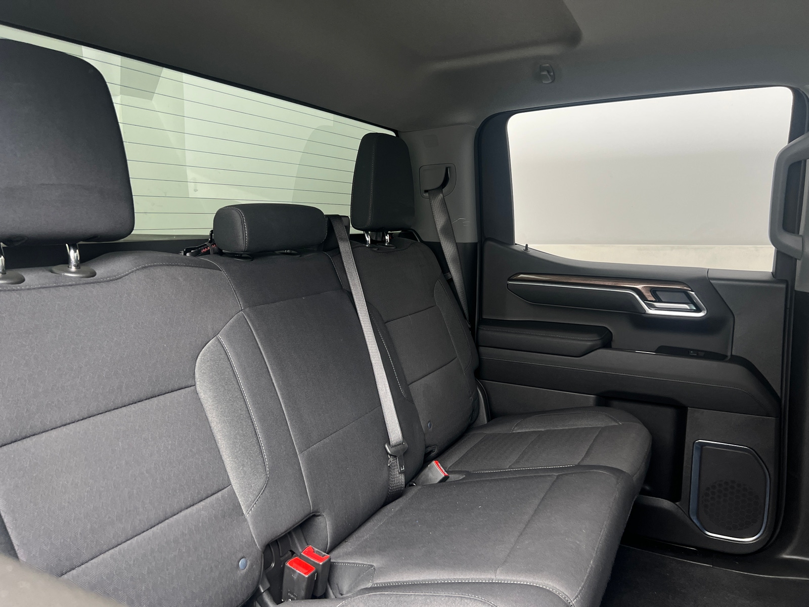 Thumbnail: 2025 Chevrolet Silverado 1500 - 6
