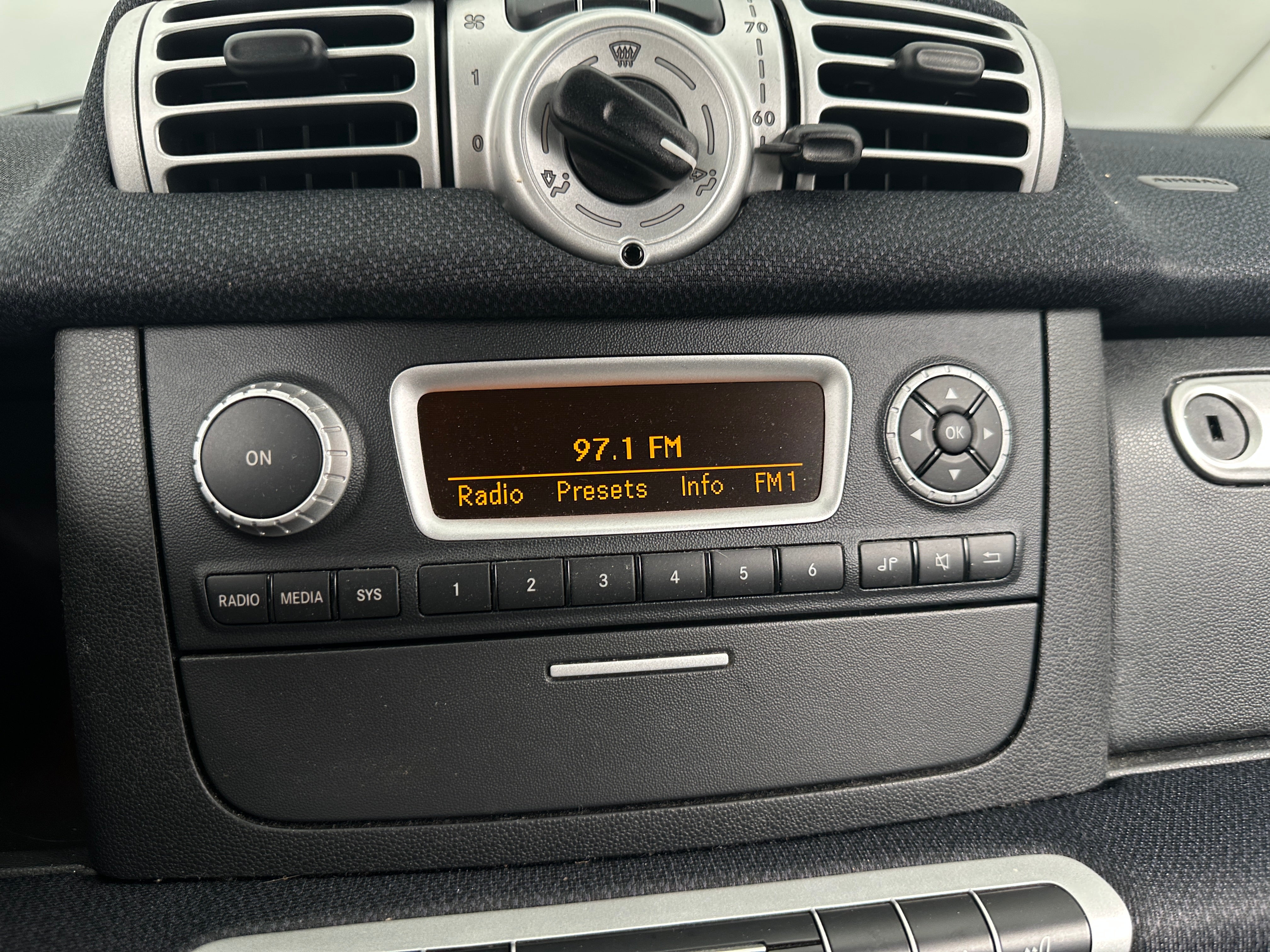 Used 2012 smart fortwo passion with VIN WMEEJ3BA9CK524767 for sale in South Chesterfield, VA