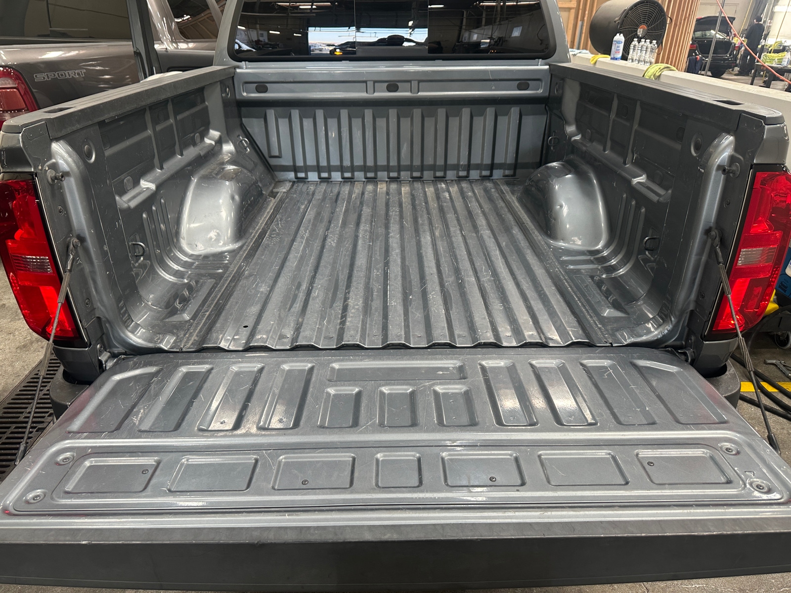 Thumbnail: 2019 Chevrolet Colorado - 7