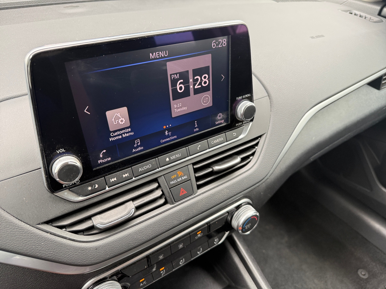 Thumbnail: 2019 Nissan Altima - 4