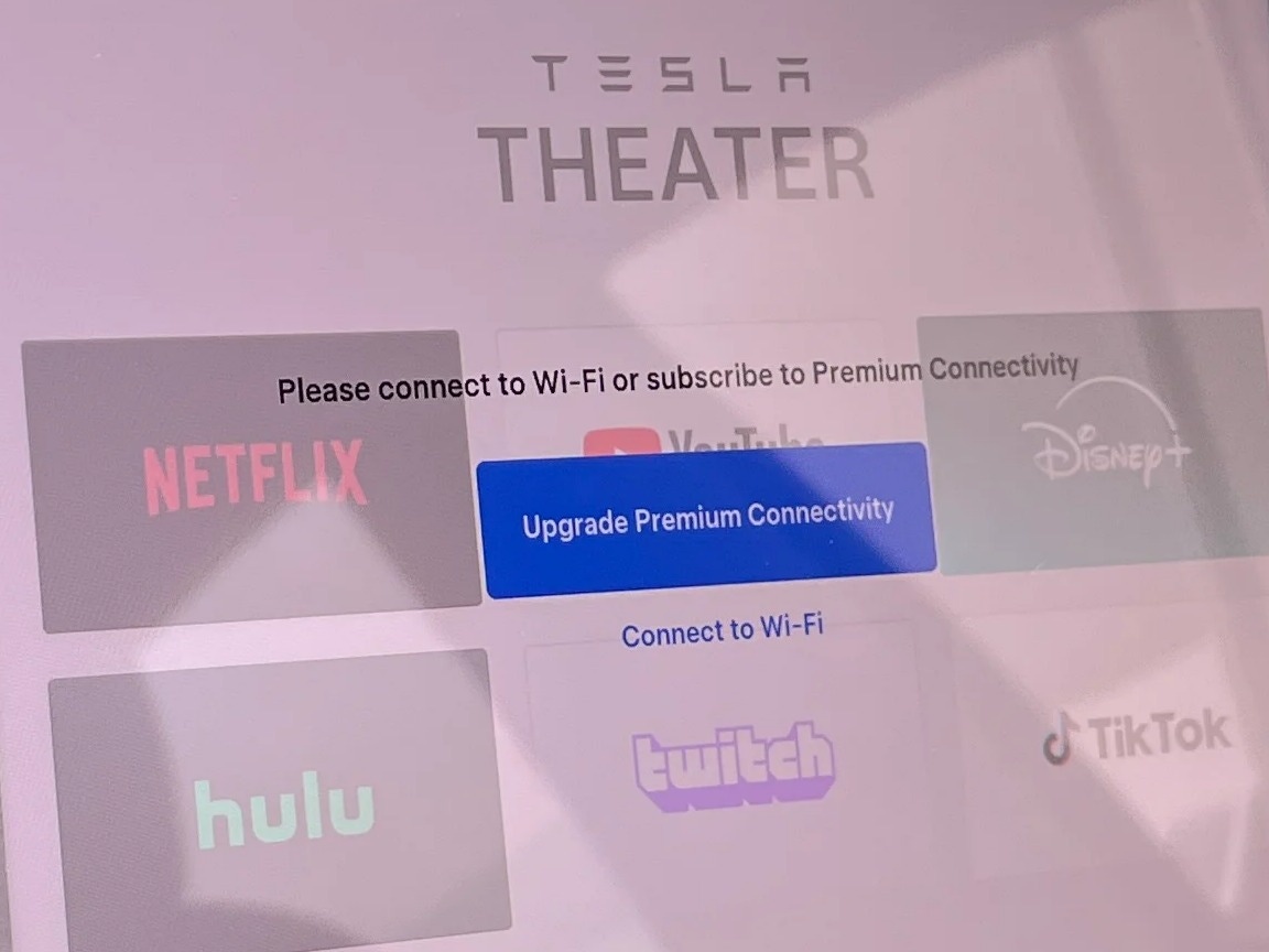 Thumbnail: 2025 Tesla Model 3 - 3