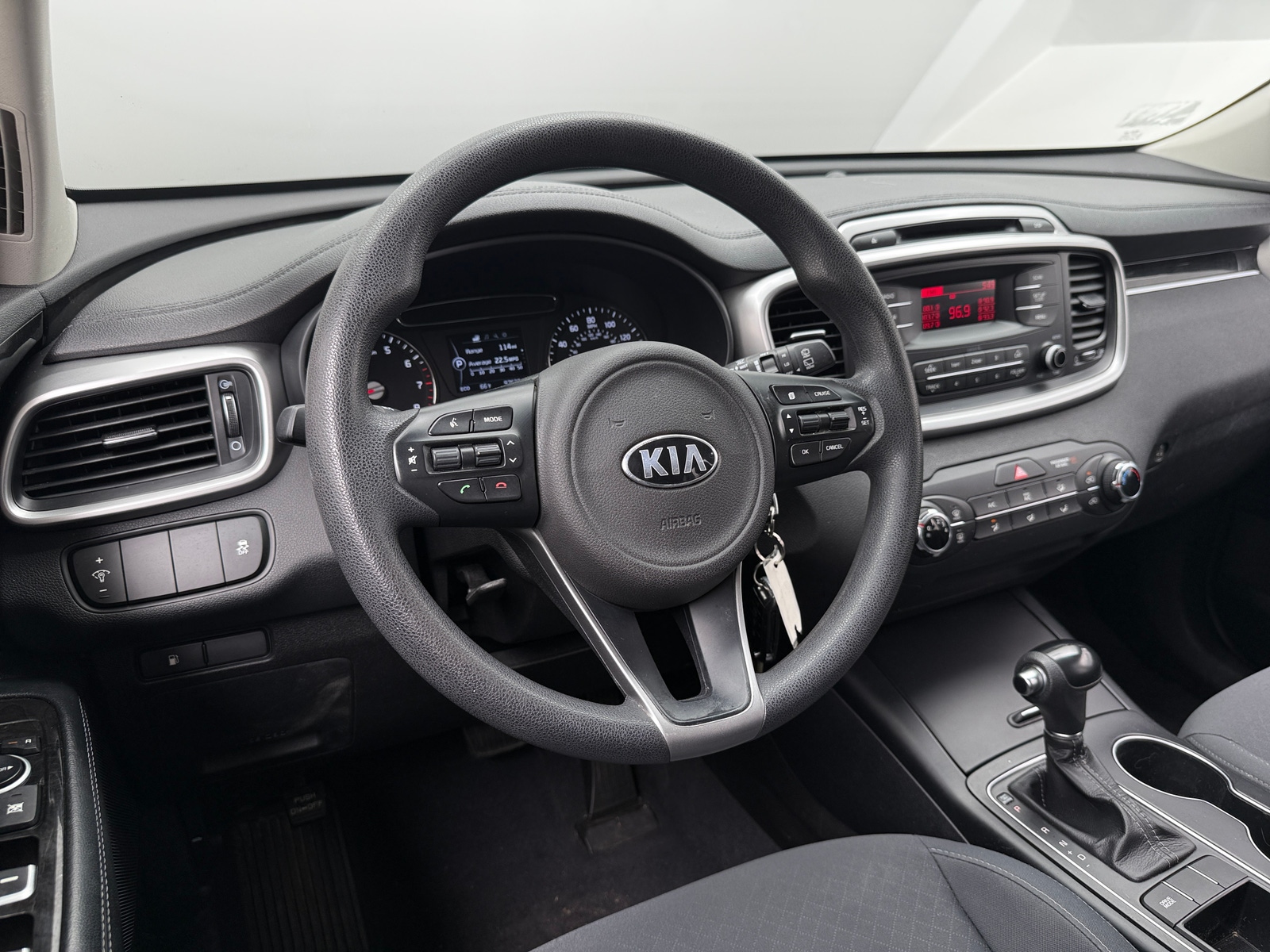 Thumbnail: 2016 Kia Sorento - 5