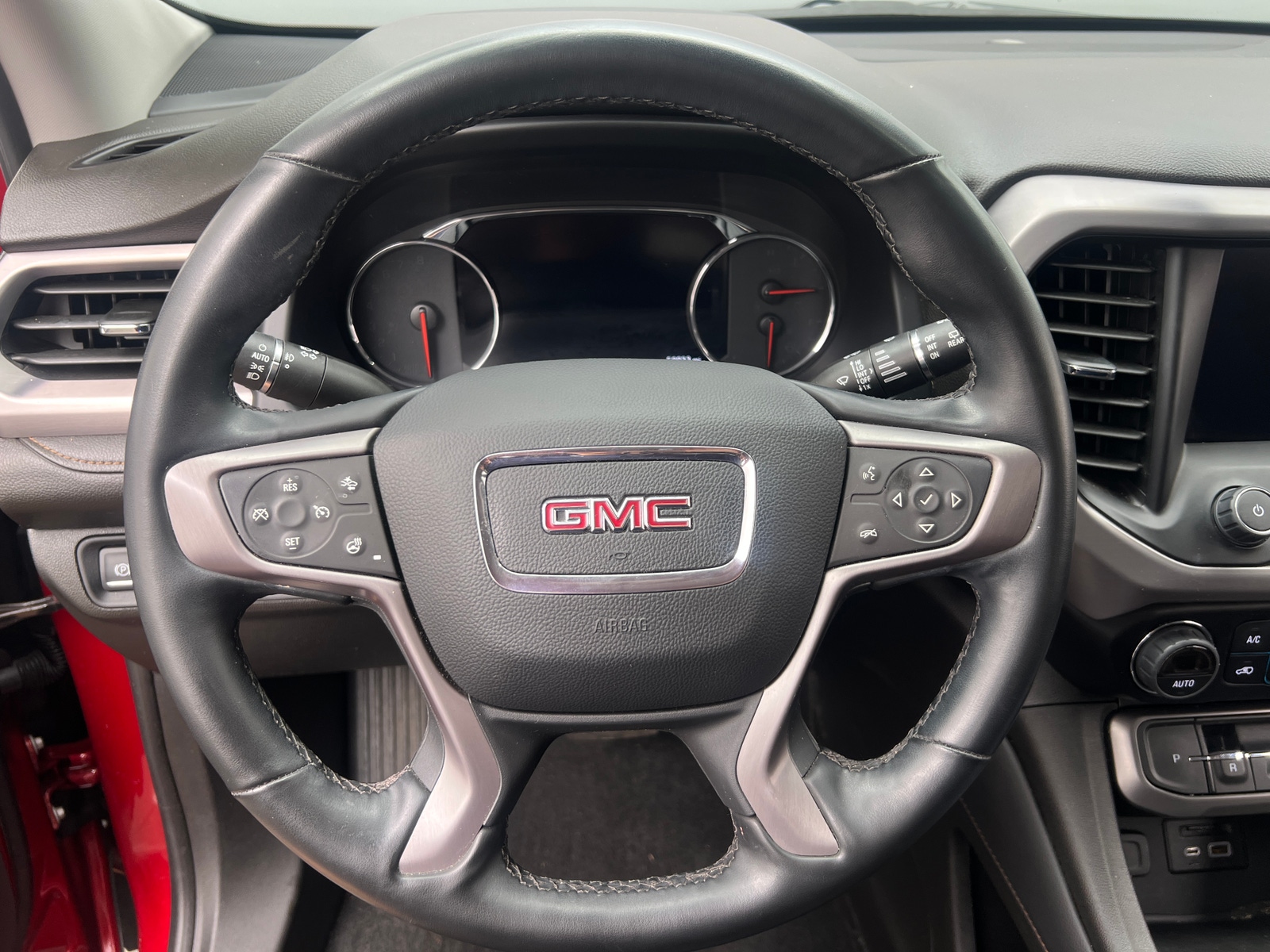 Thumbnail: 2023 GMC Acadia - 4