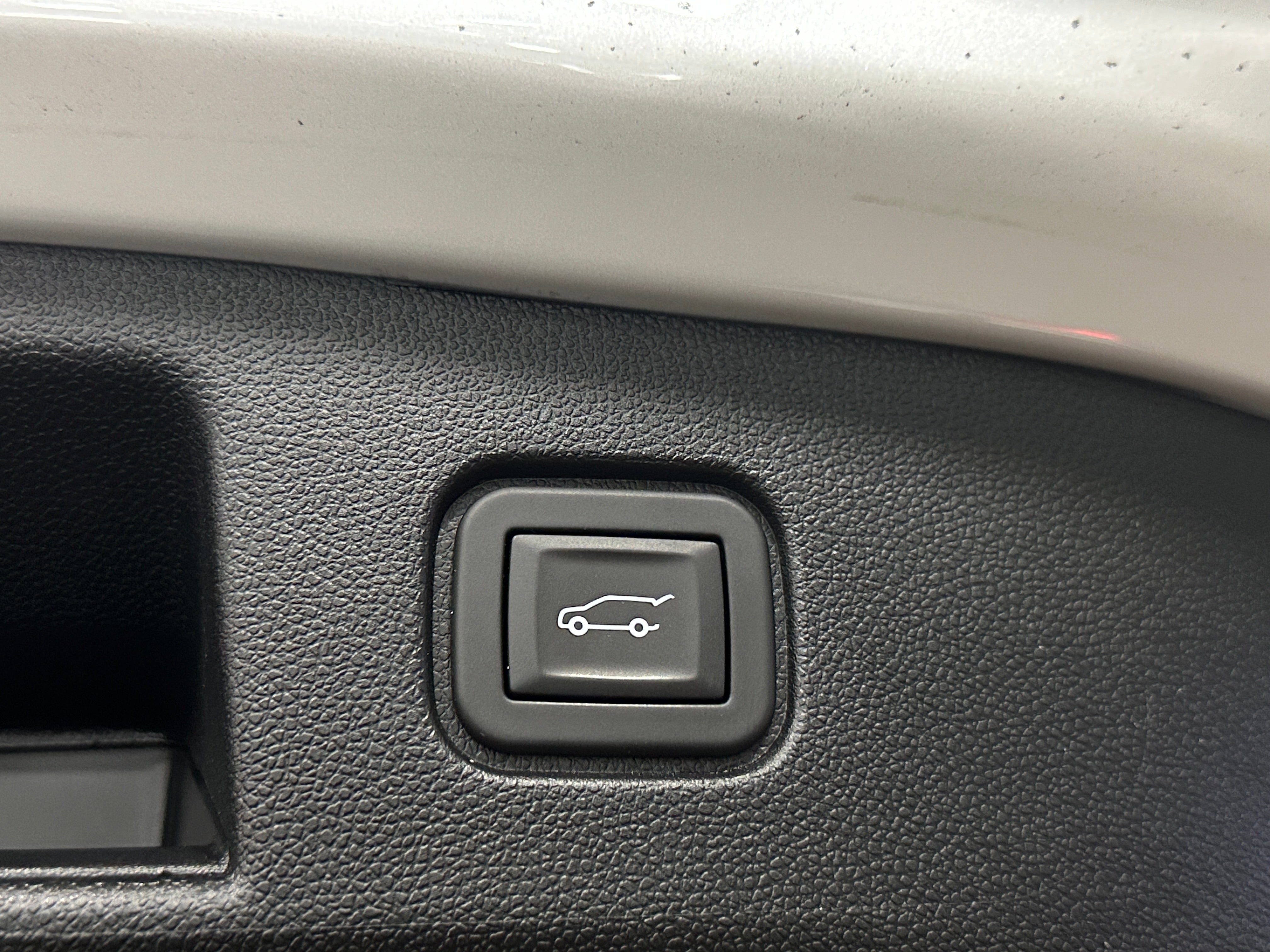 Used 2025 Chevrolet Blazer EV SS with VIN 3GNKDERL5SS195488 for sale in Auburn, WA