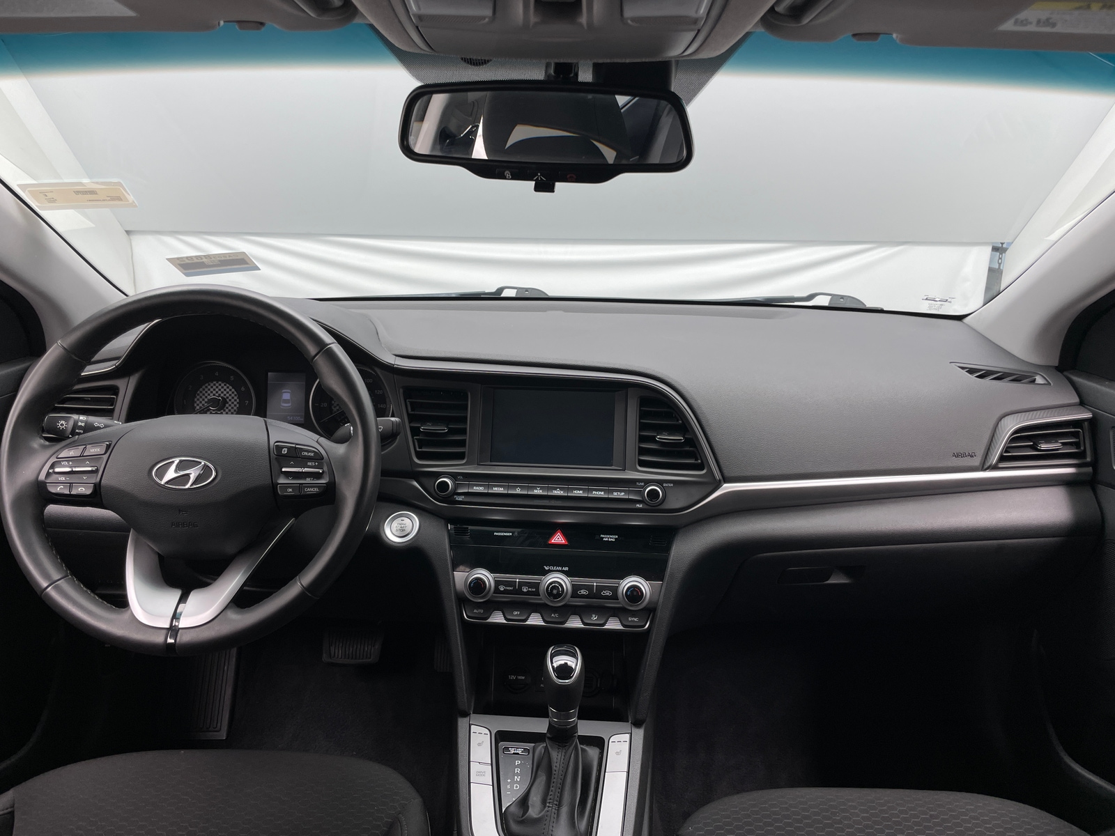 Thumbnail: 2020 Hyundai Elantra - 3