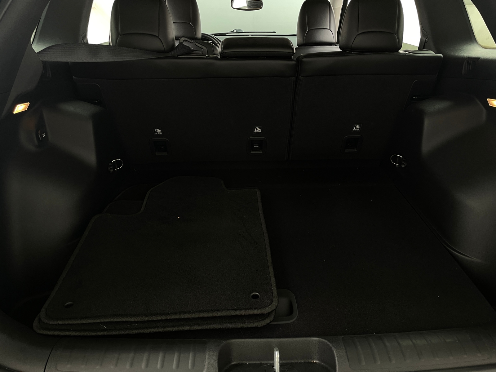 Thumbnail: 2021 Jeep Cherokee - 6