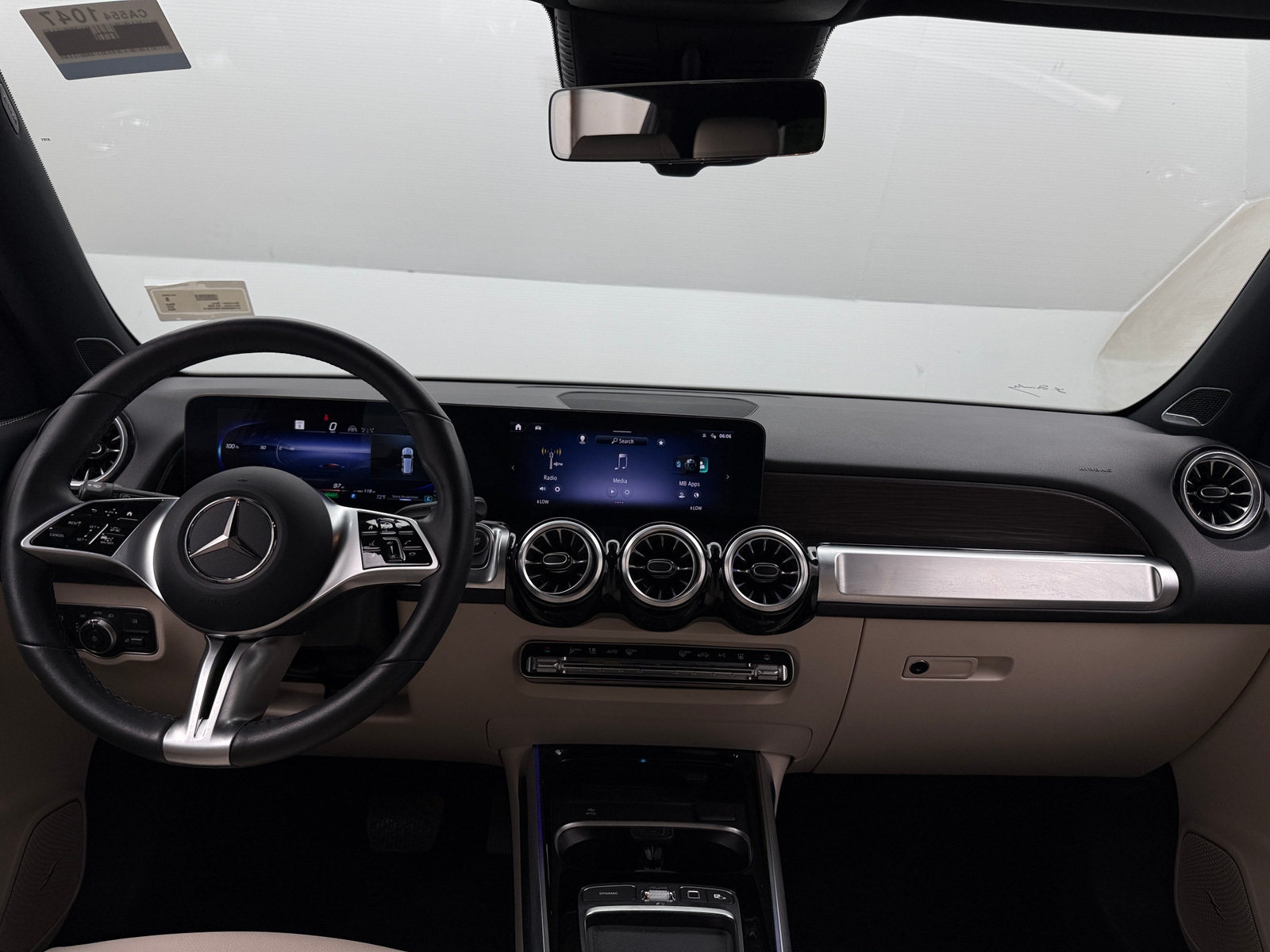 Thumbnail: 2025 Mercedes-Benz EQB - 2