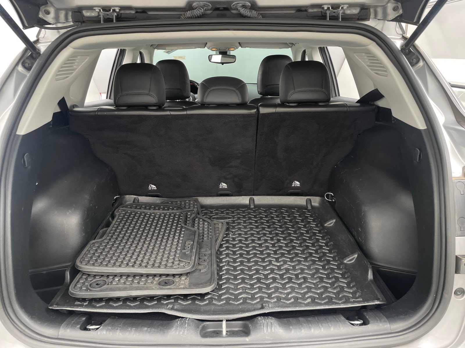 Thumbnail: 2020 Jeep Compass - 7