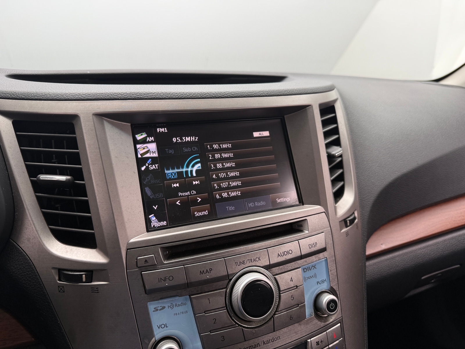 Thumbnail: 2013 Subaru Outback - 3