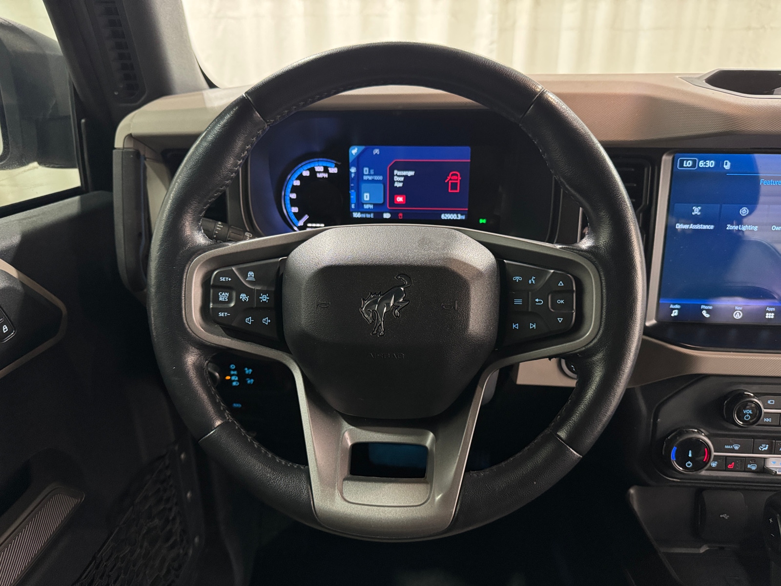 Thumbnail: 2022 Ford Bronco - 4