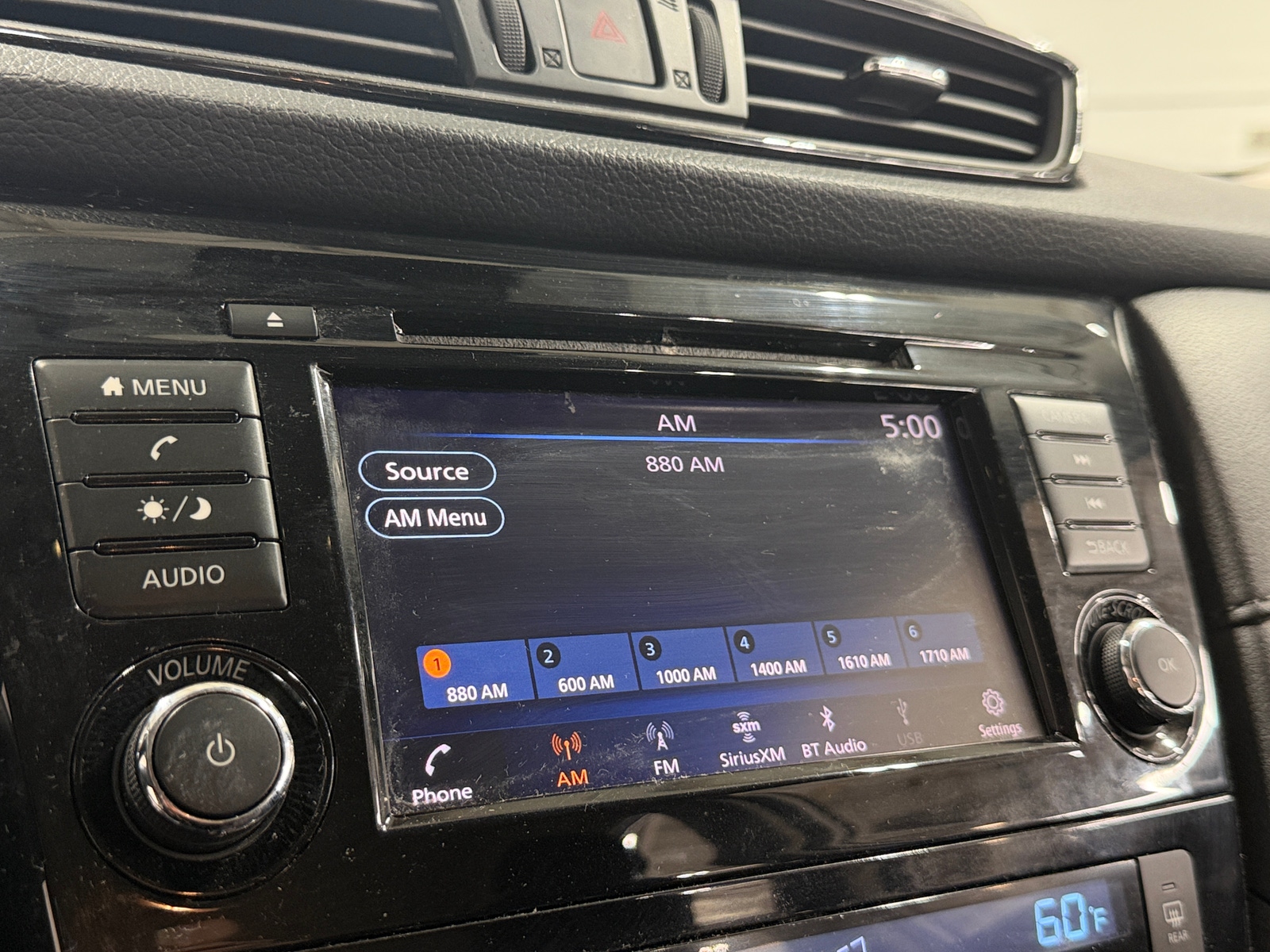 Thumbnail: 2019 Nissan Rogue - 4