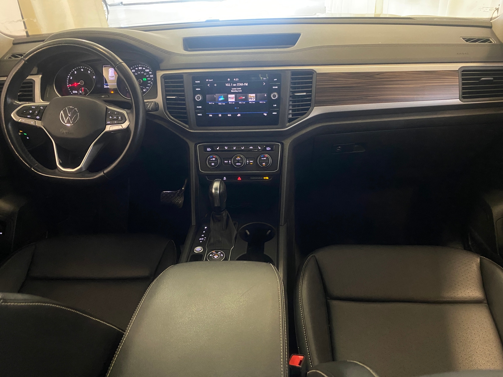 Thumbnail: 2021 Volkswagen Atlas - 2