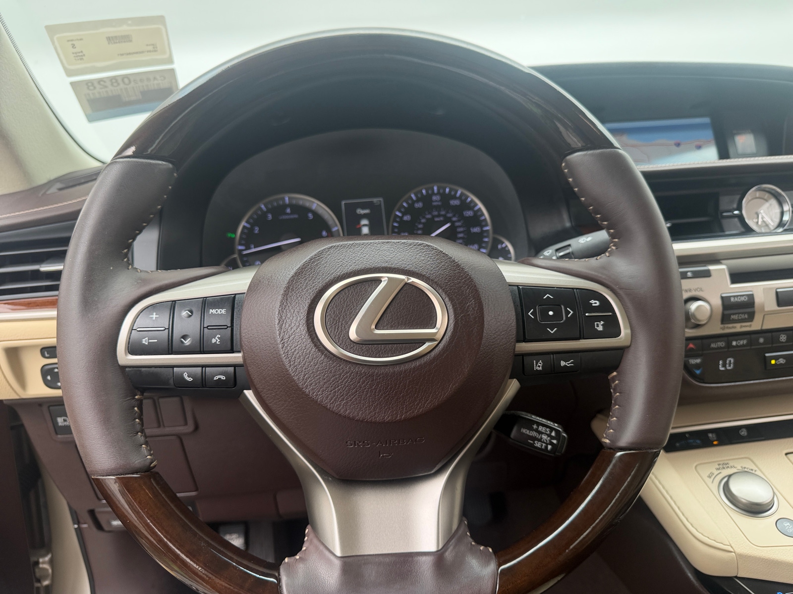 Thumbnail: 2017 Lexus ES - 5