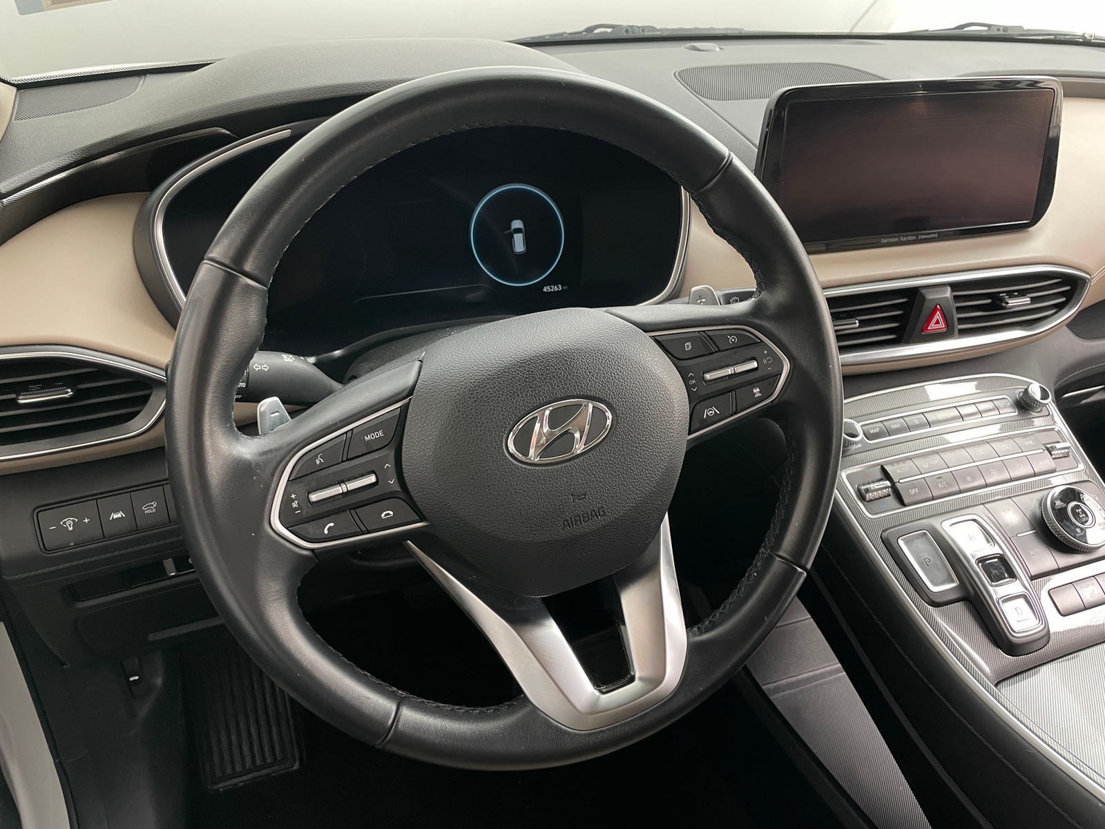 Thumbnail: 2023 Hyundai Santa Fe - 4