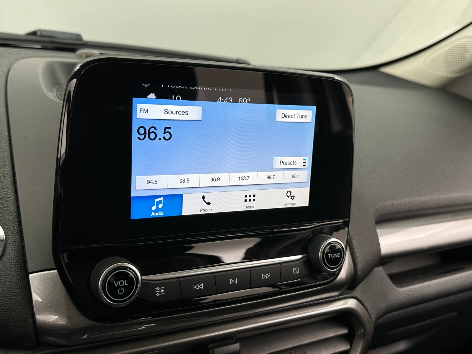 Thumbnail: 2018 Ford EcoSport - 4