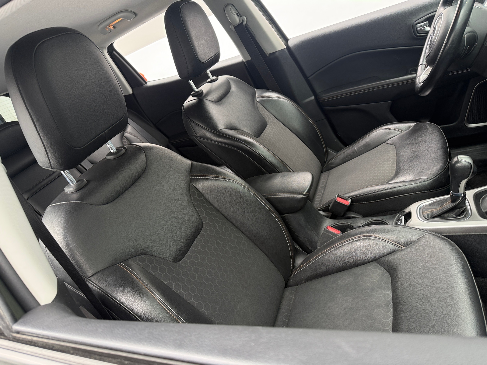Thumbnail: 2018 Jeep Compass - 2