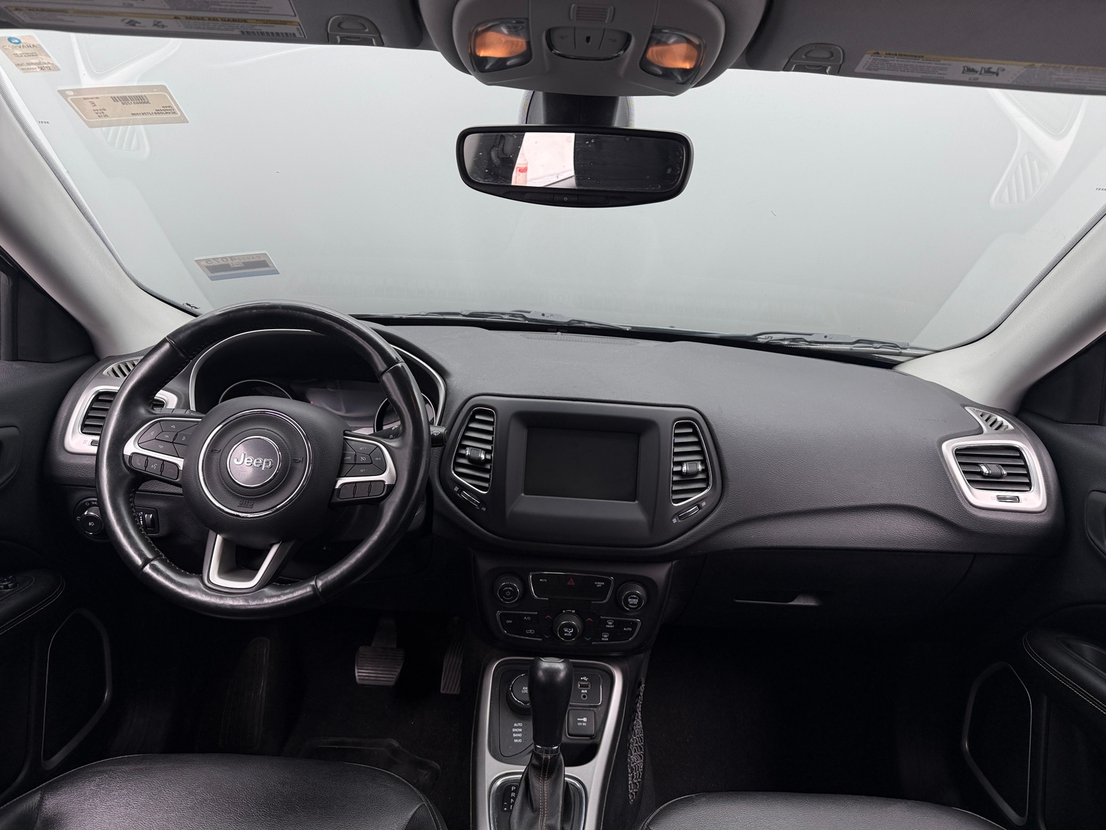 Thumbnail: 2018 Jeep Compass - 3