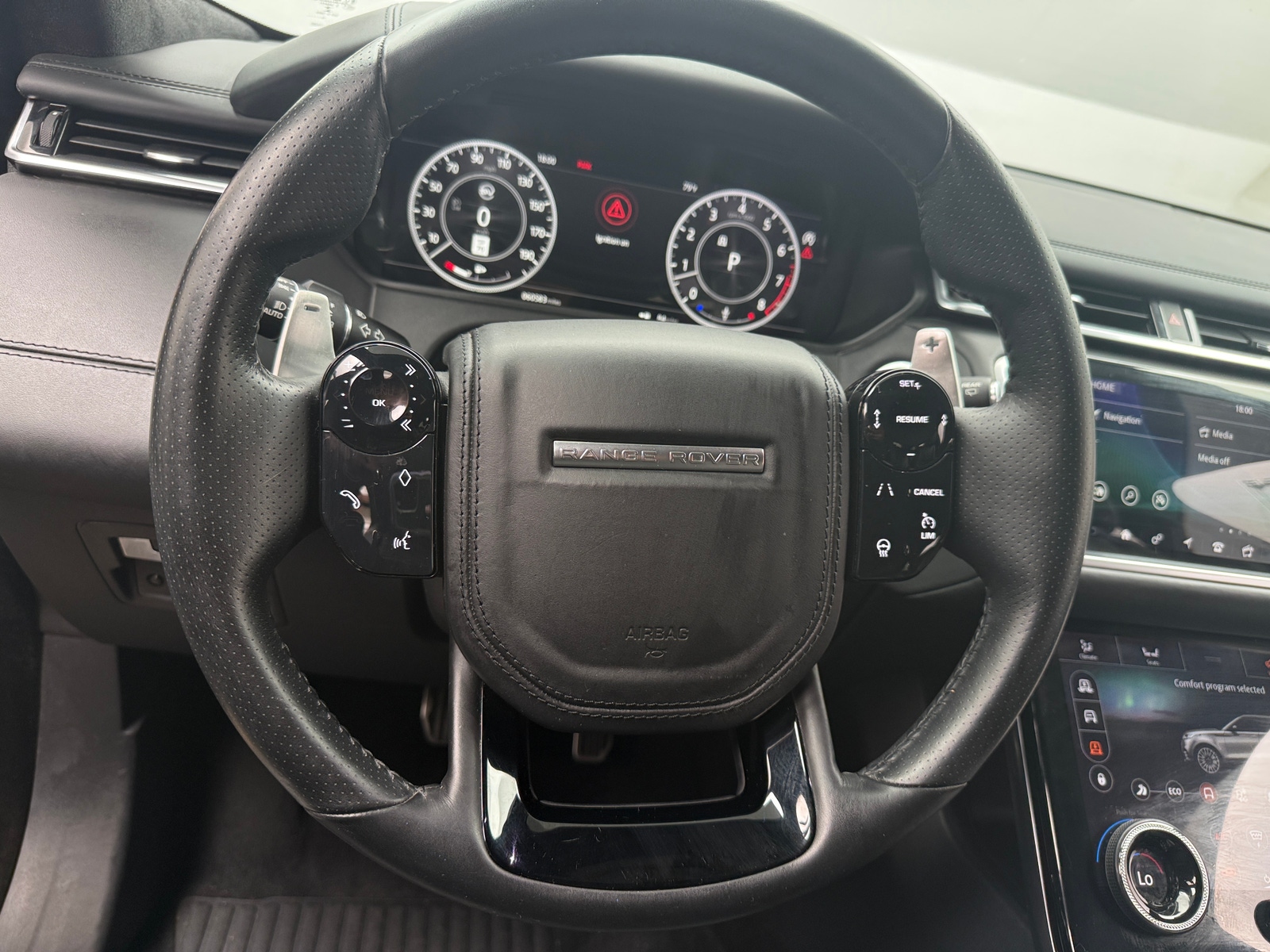 Thumbnail: 2020 Land Rover Range Rover Velar - 4