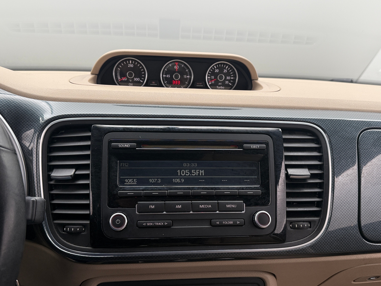 Thumbnail: 2014 Volkswagen Beetle - 4