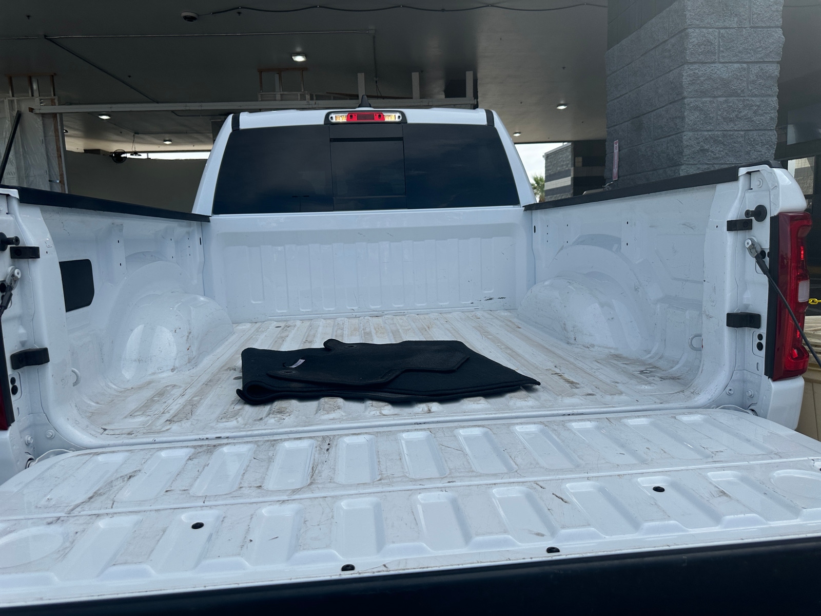 Thumbnail: 2025 RAM 1500 - 7