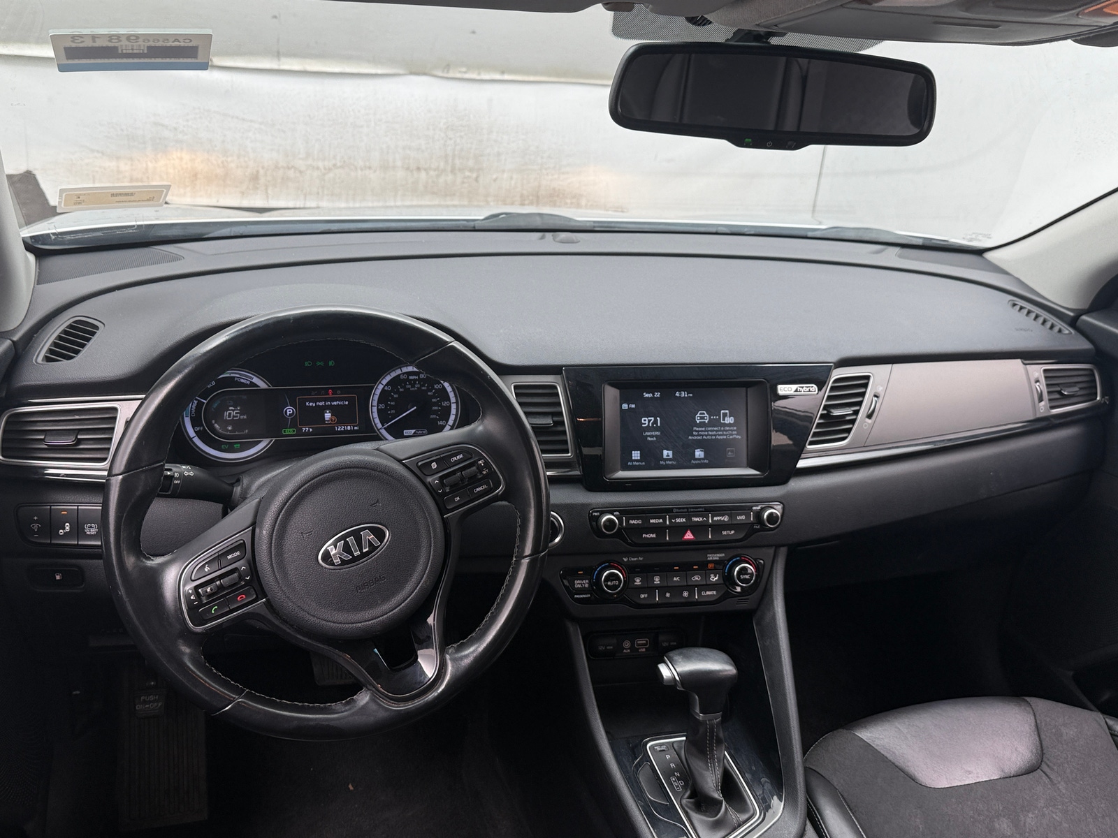 Thumbnail: 2018 Kia Niro - 3