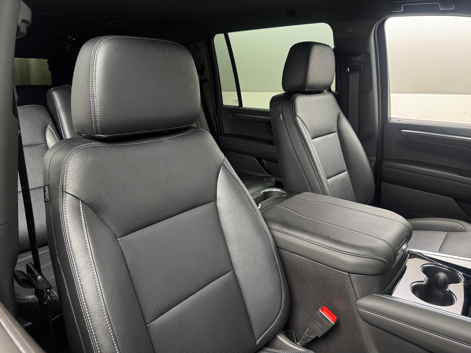 Thumbnail: 2026 Chevrolet Suburban - 2