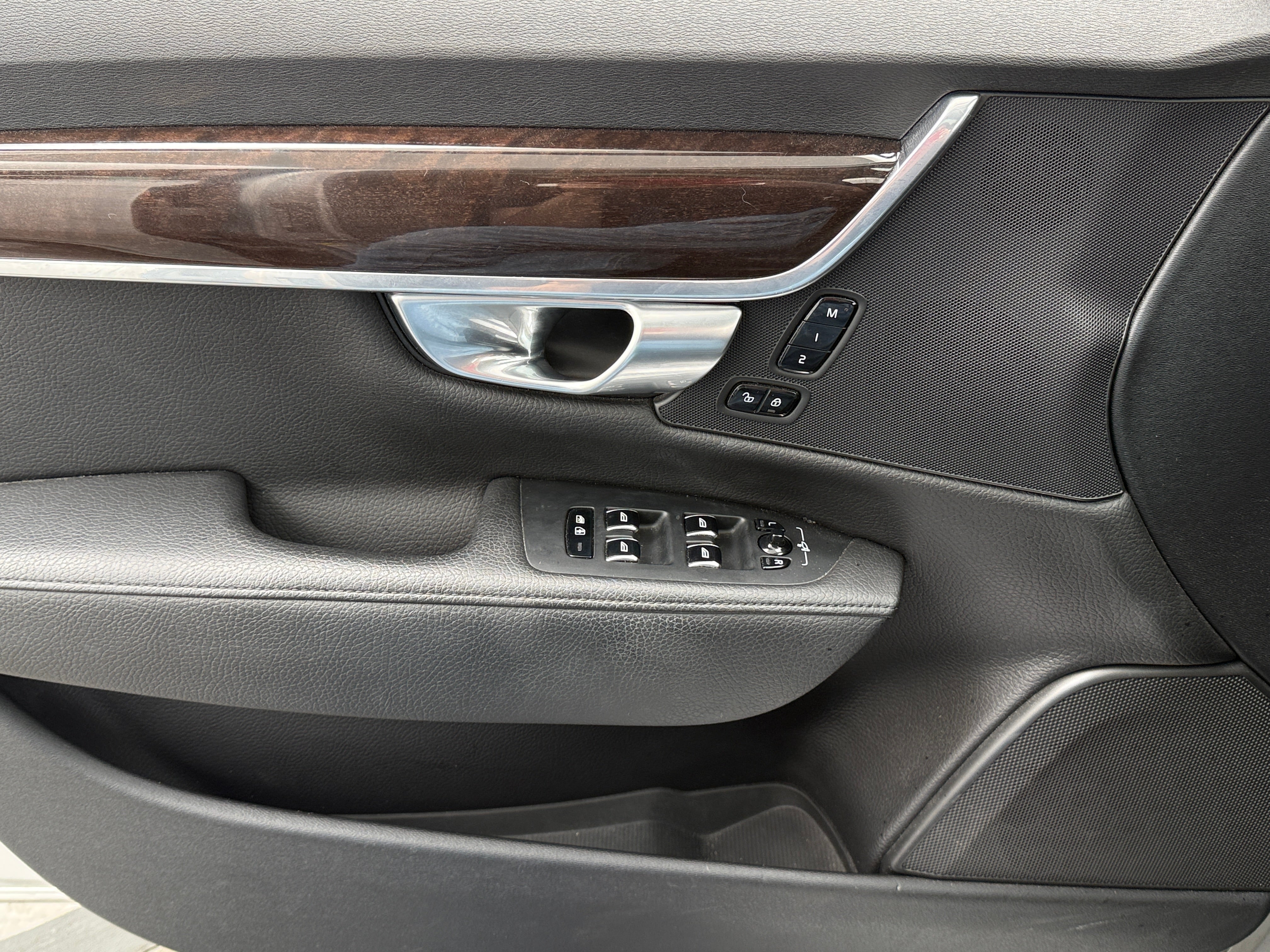 2018 Volvo S90